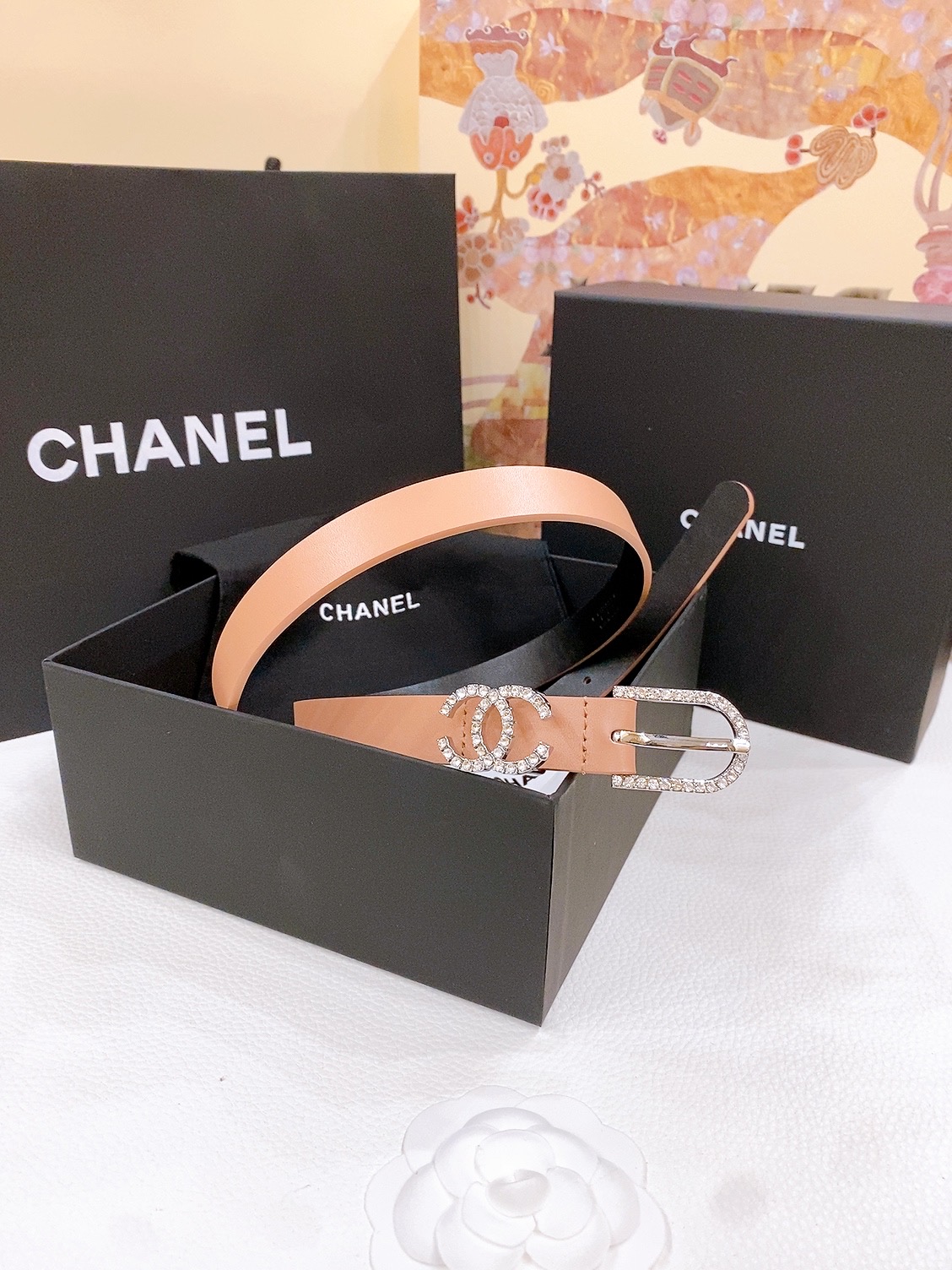 -香奶奶
Chanel 针扣水钻 进口小牛皮腰带 黄铜金属 手感柔软 细腻 2.0cm