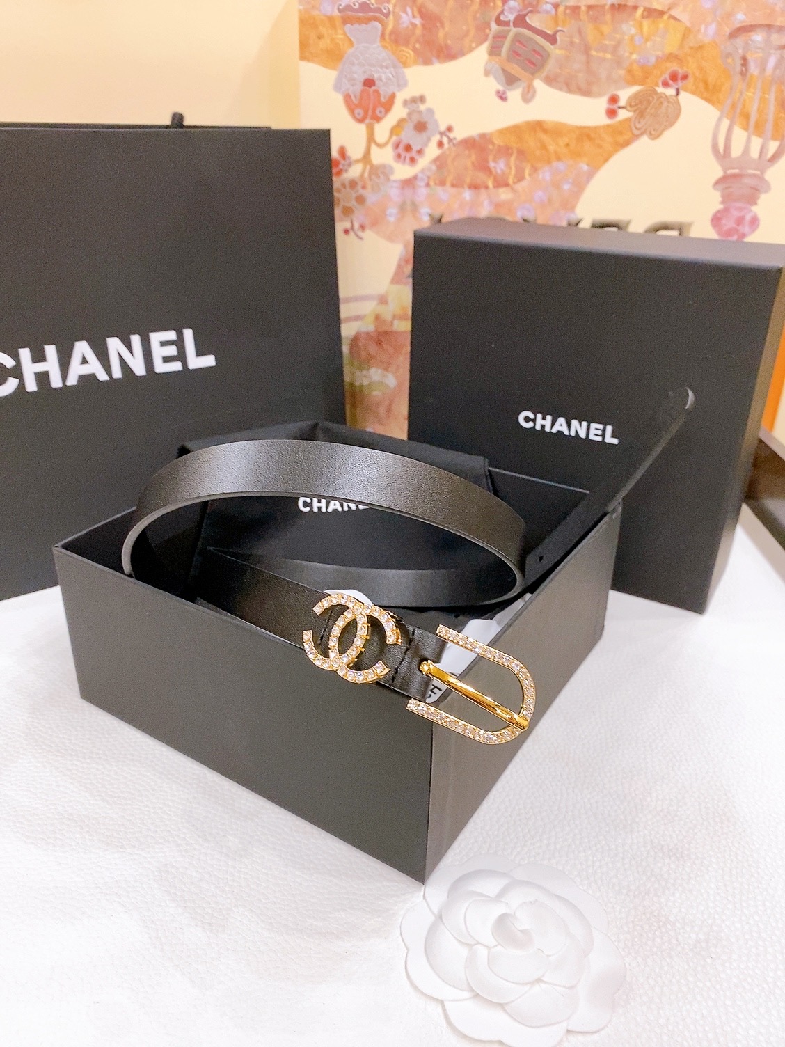 -香奶奶
Chanel 针扣水钻 进口小牛皮腰带 黄铜金属 手感柔软 细腻 2.0cm