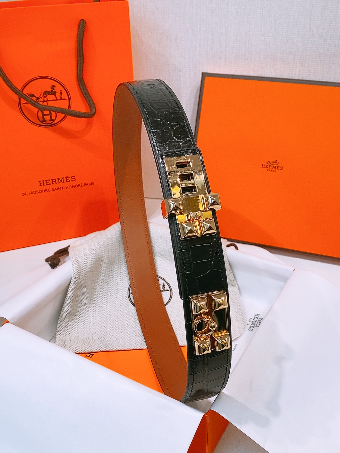 Hermès Collier de Chien 32mm Black Alligator Leather Belt with Gold Hardware 2 i1758042775495 8587 0 0