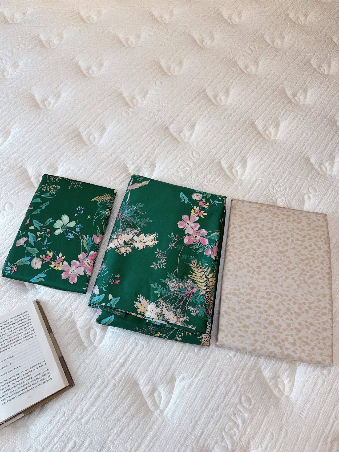 The latest vintage green printed four piece set from Yves Delorme2026 is 9