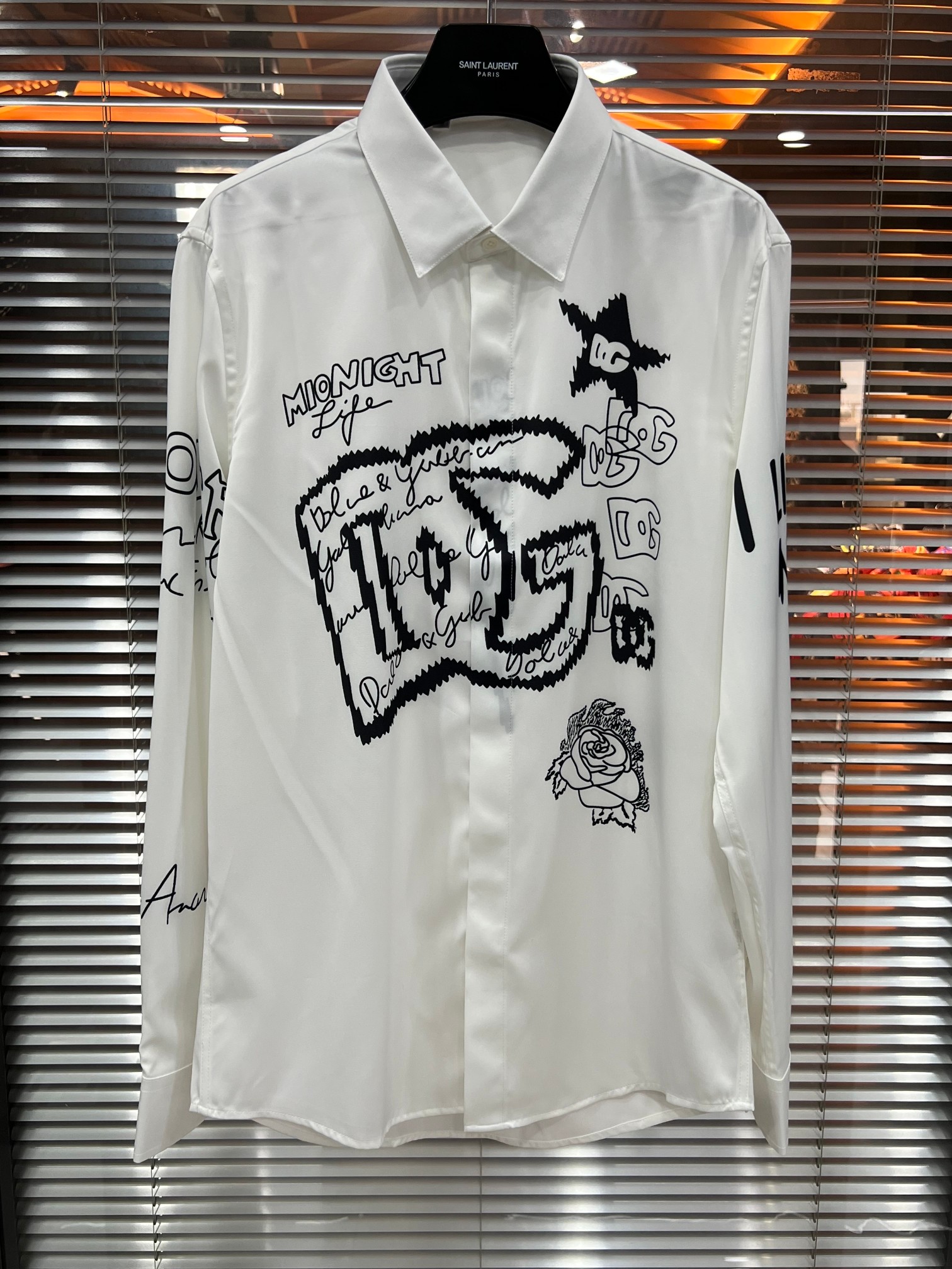 NO:853893,D*26 new classic casual white shirt code number: 38 39 40 41 42, Dolce & Gabbana-clothing, Dolce&Gabbana, shirts,19860909D*26新款经典休闲白衬衫 码数:38 39 40 41 42,杜嘉班纳-服装,Dolce&Gabbana,shirts,,Women's clothing