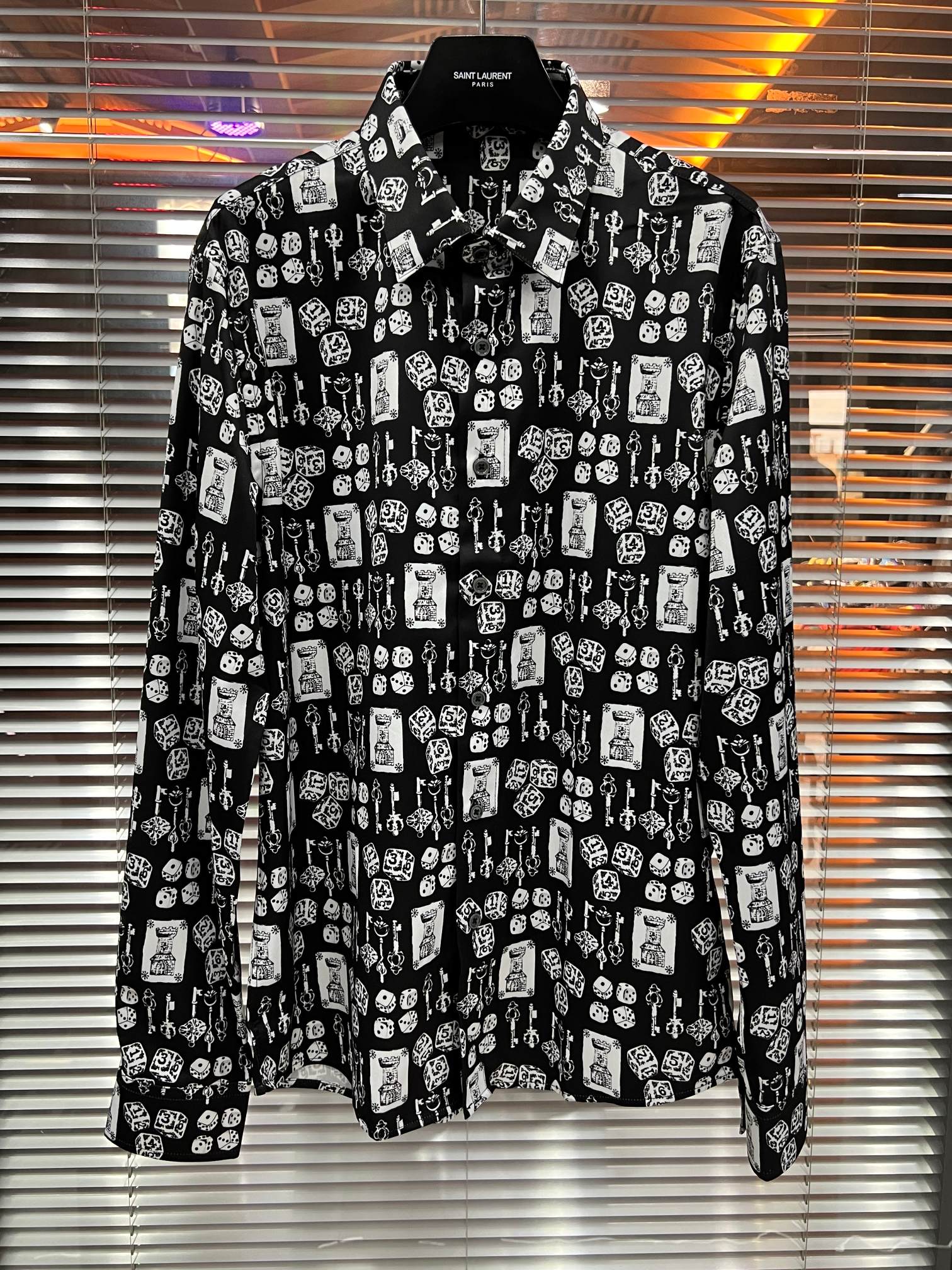 NO:861577,D&G's new full-print pattern men's long-sleeved floral shirt. Size: 38 39 40 41 42 43, Dolce & Gabbana-clothing, Dolce&Gabbana, Dolce&Gabbana, shirts,19860909D&G新款满印图案男士长袖花衬衫 码数:38 39 40 41 42 43,杜嘉班纳-服装,Dolce&Gabbana,Dolce&Gabbana,shirts,,Women's clothing