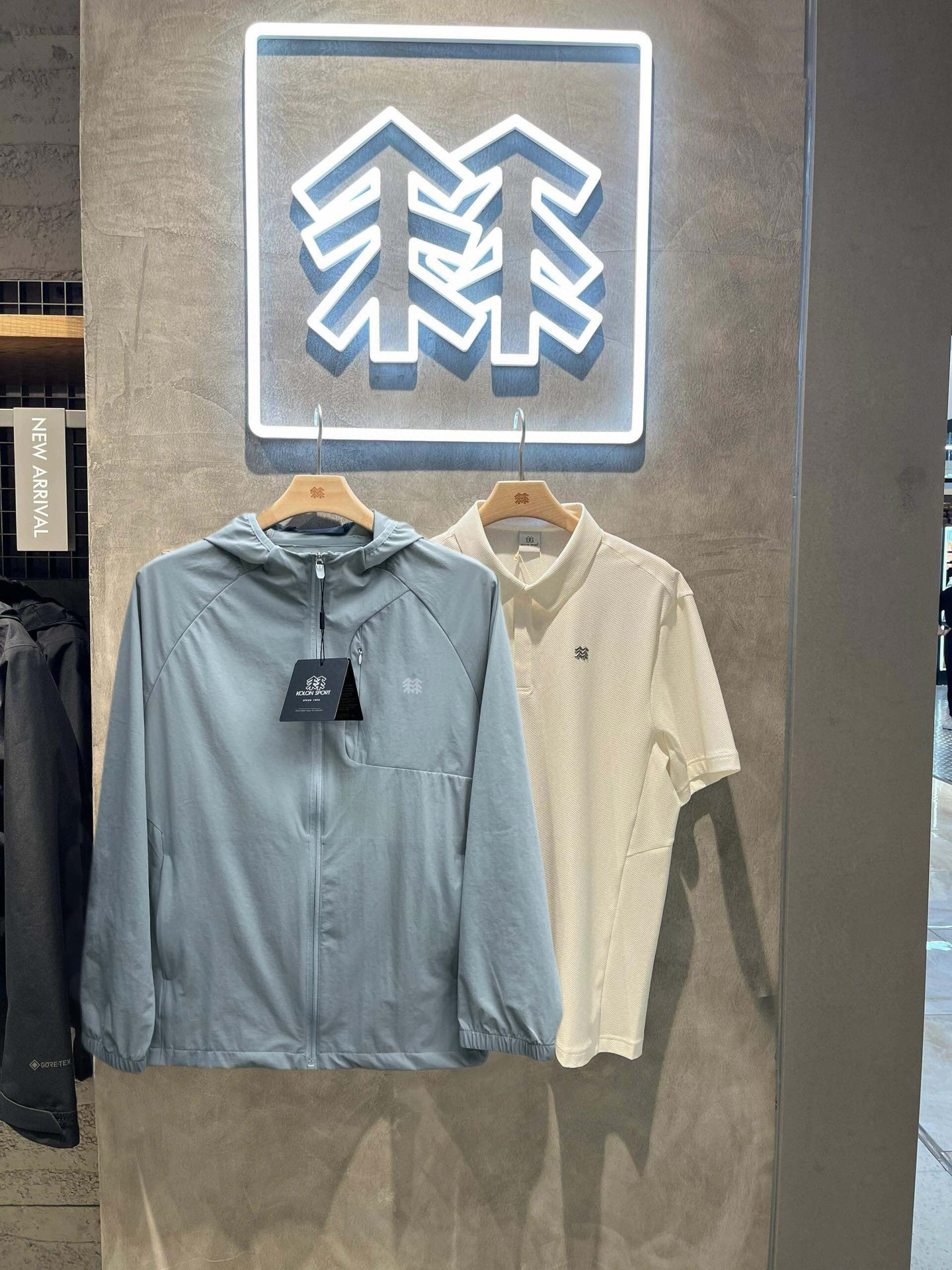 Alternative view of Jacket 07219