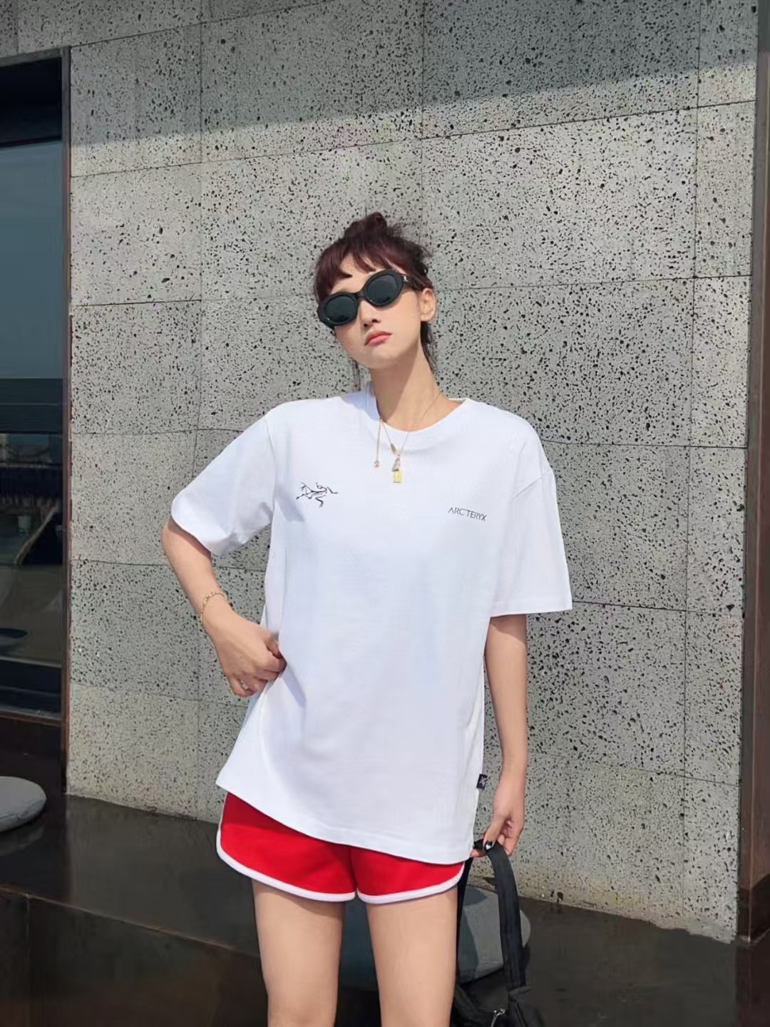 Alternative view of T-Shirt 07216