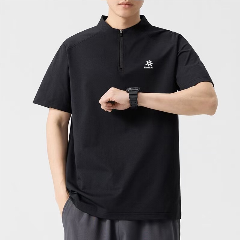 供💰75
KAILAS/凯乐石25夏季新品！5A级抗菌健康除臭面料！男士户外运动休闲半拉链速干短袖！掌柜力荐！观网门店同步！太赞啦！无论版型还是面料工艺都没得挑！迄今为止遇到的最好的半拉链短袖了！目前没有看到之一在哪里！客供5A级面料！健康环保除菌！面料透气舒适亲肤！吸湿排汗耐水洗！光子抑菌！夏季出汗不粘身不发臭！清爽干净！始终保持身体干爽！面料含有弹力！简约百搭 完全不挑人！喜欢的千万别错过！

颜色：黑色，绿色，灰色
尺码：M-3XL（尺码表见图九）








