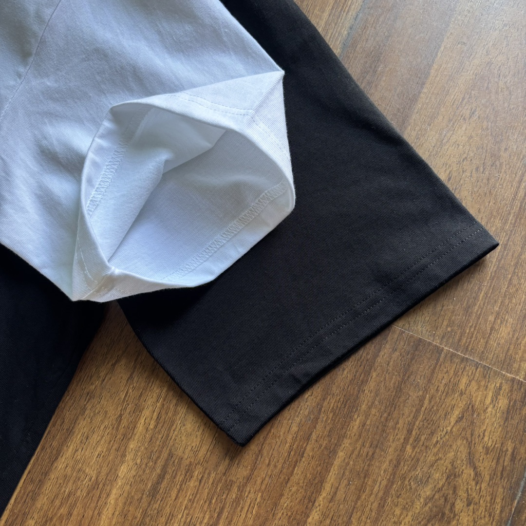 Alternative view of T-Shirt 07212
