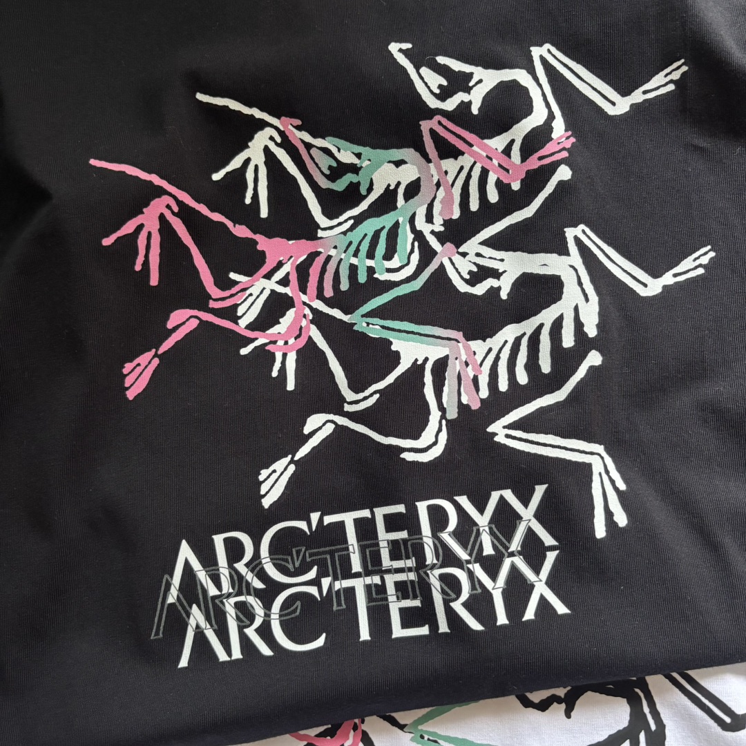 Alternative view of T-Shirt 07224