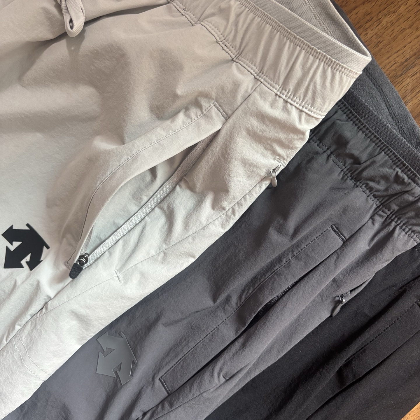 Alternative view of Pants 07199
