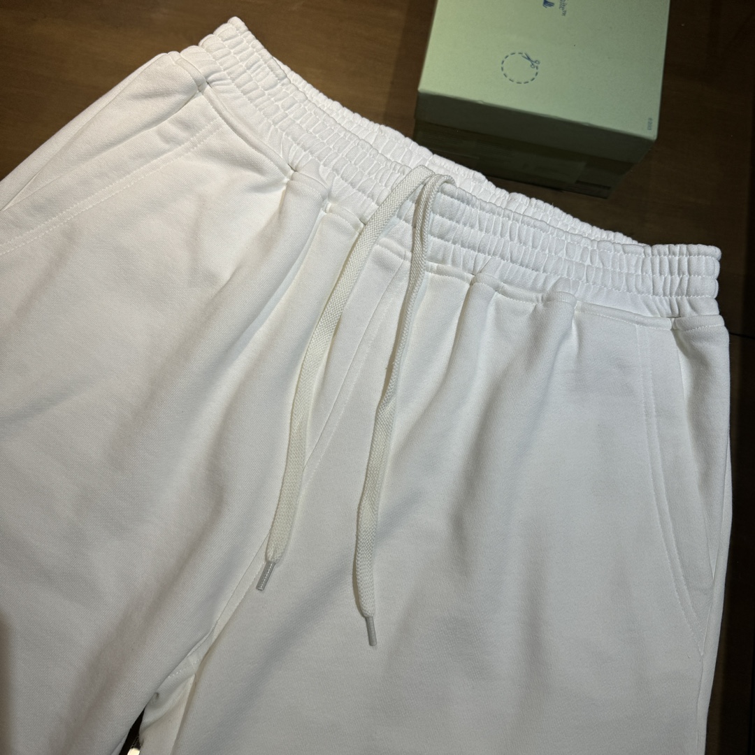 GV 己凡希 中裤服装 2