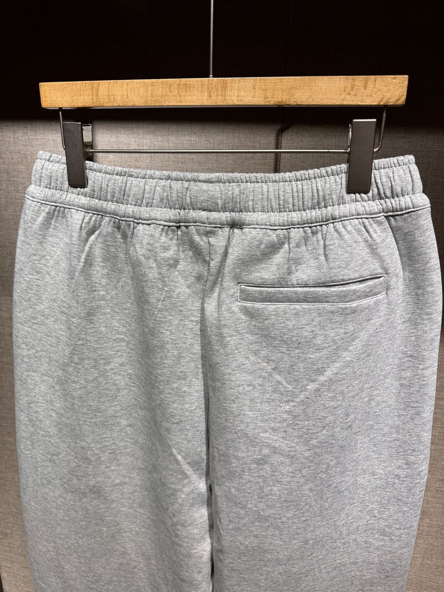 Versace Men's Space Cotton Relaxed Fit Elastic Waist Sweatpants 8 i1760291292108 2556 0 6