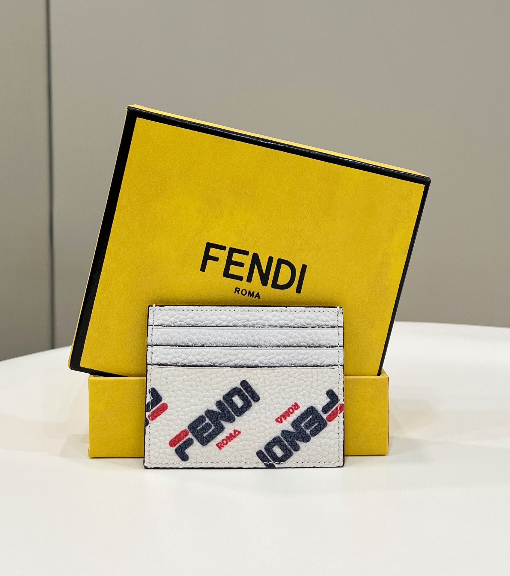 [Fendi Wallets]F home Litchi silk screen color character Logo