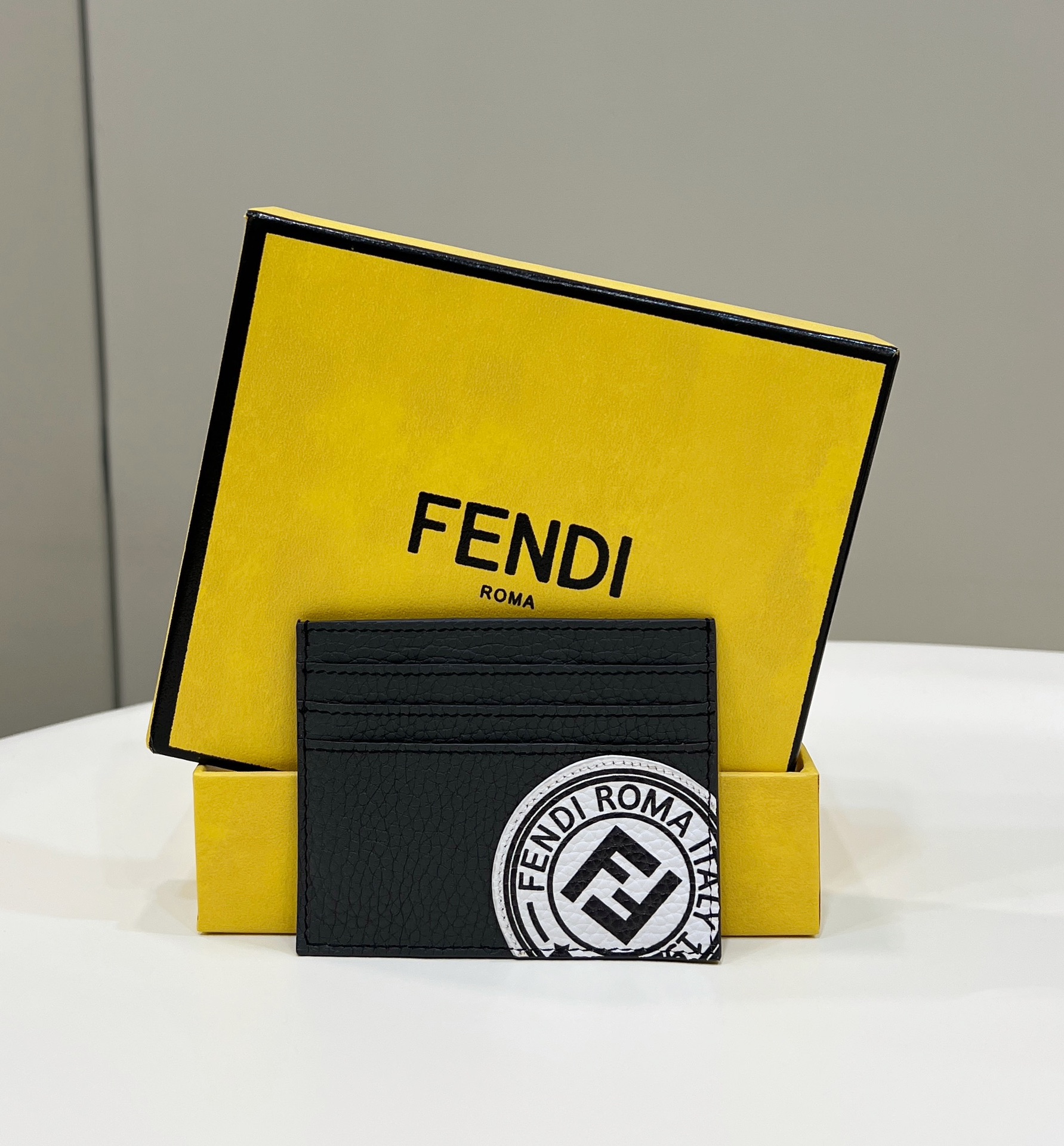 [Fendi Wallets]Silk screen lychee pattern skin card bag silk screen Six card s