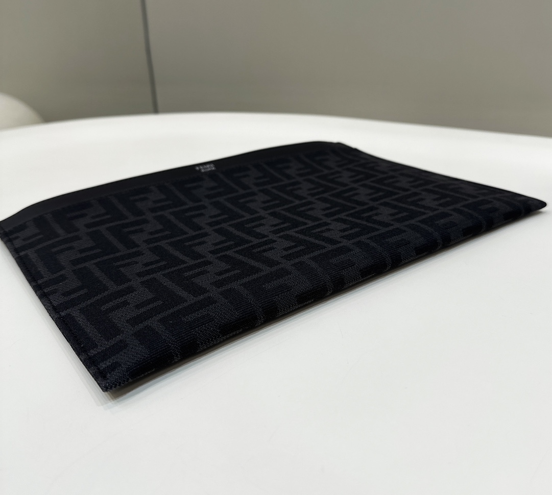 Fendi Roma Black Fabric Clutch with Leather Trim - 30x20 cm 4 i1712475856 9637 1