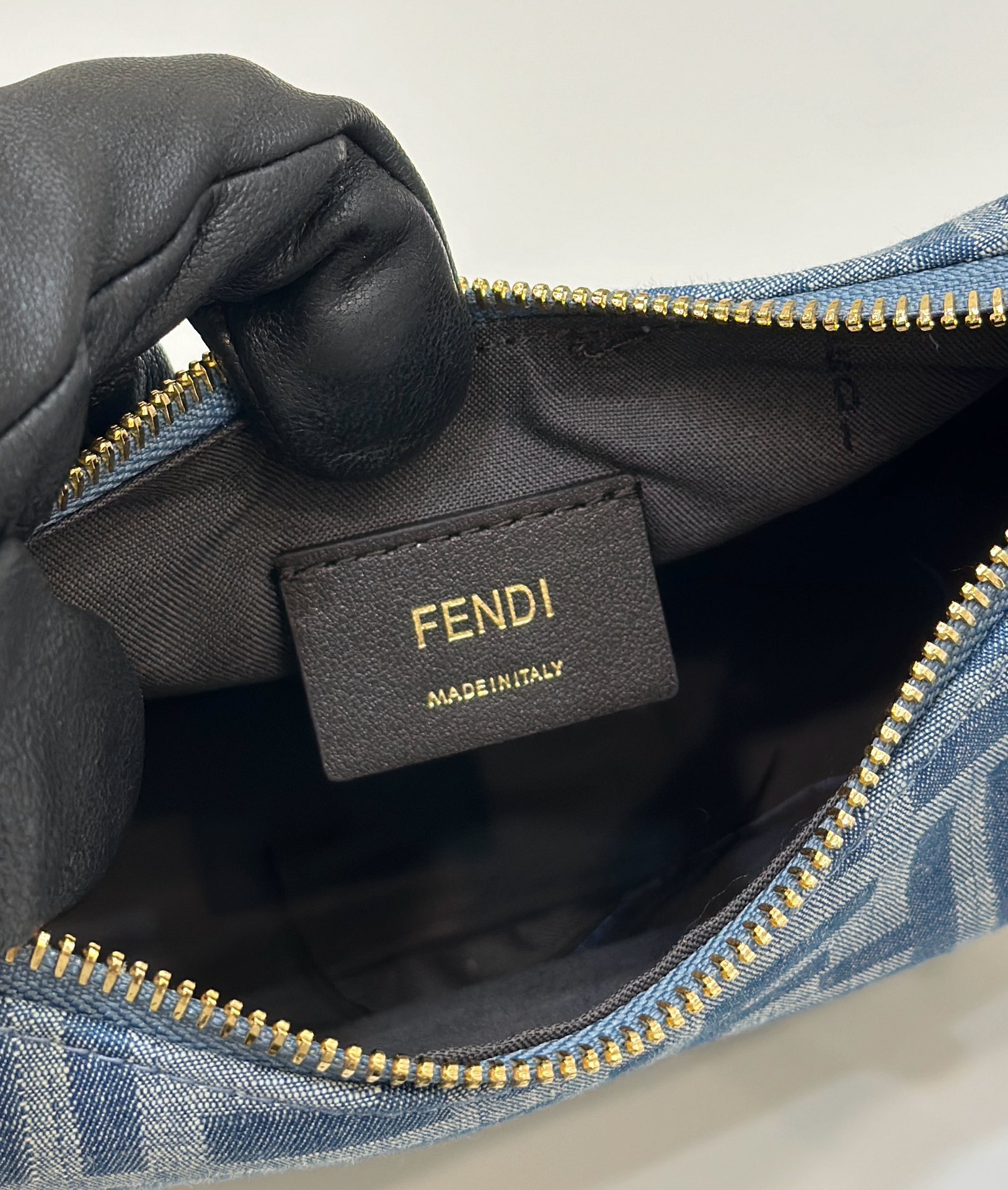 Fendi Fendigraphy Denim Hobo Bag - Iconic Style, Spacious Design 7 i1718010965 7414 0