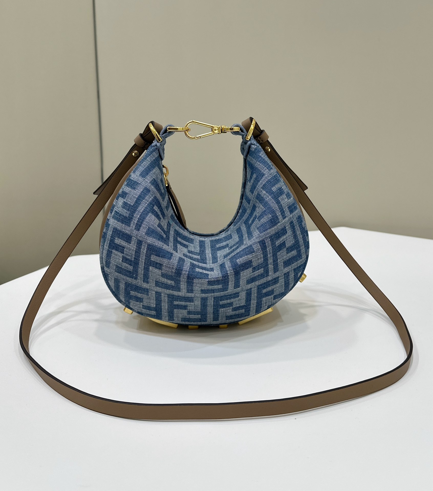 Fendi Fendigraphy Denim Hobo Bag - Iconic Style, Spacious Design 2 i1718010966 672 6