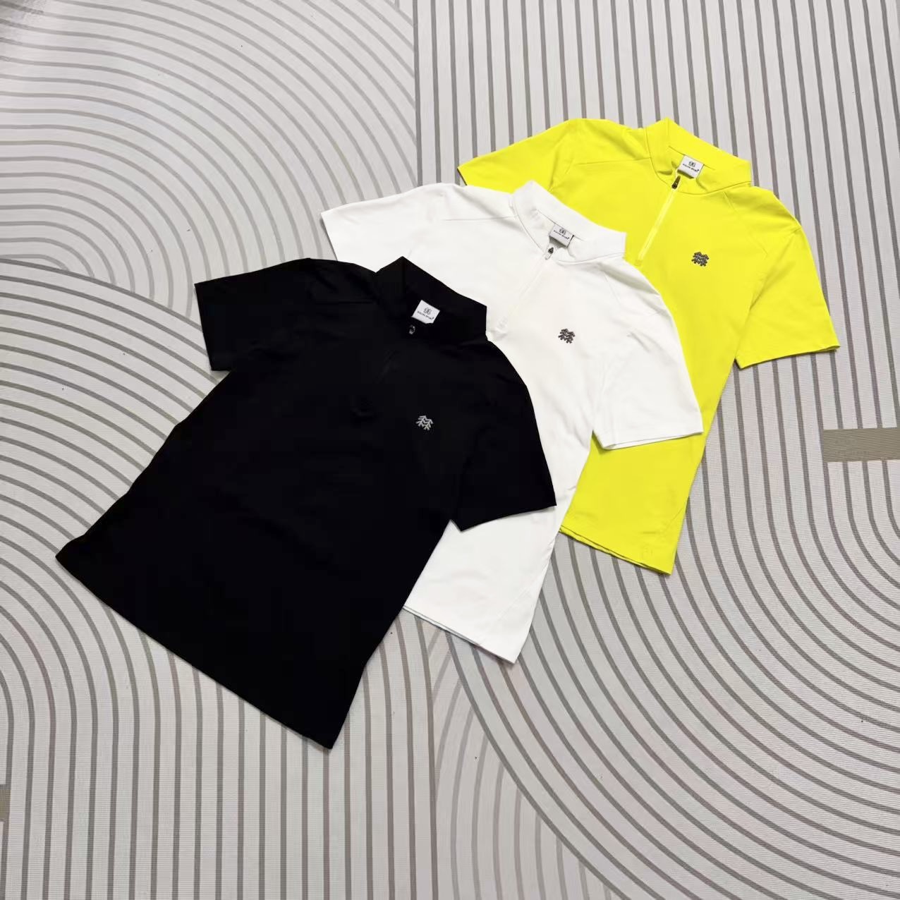 T-Shirt 02640