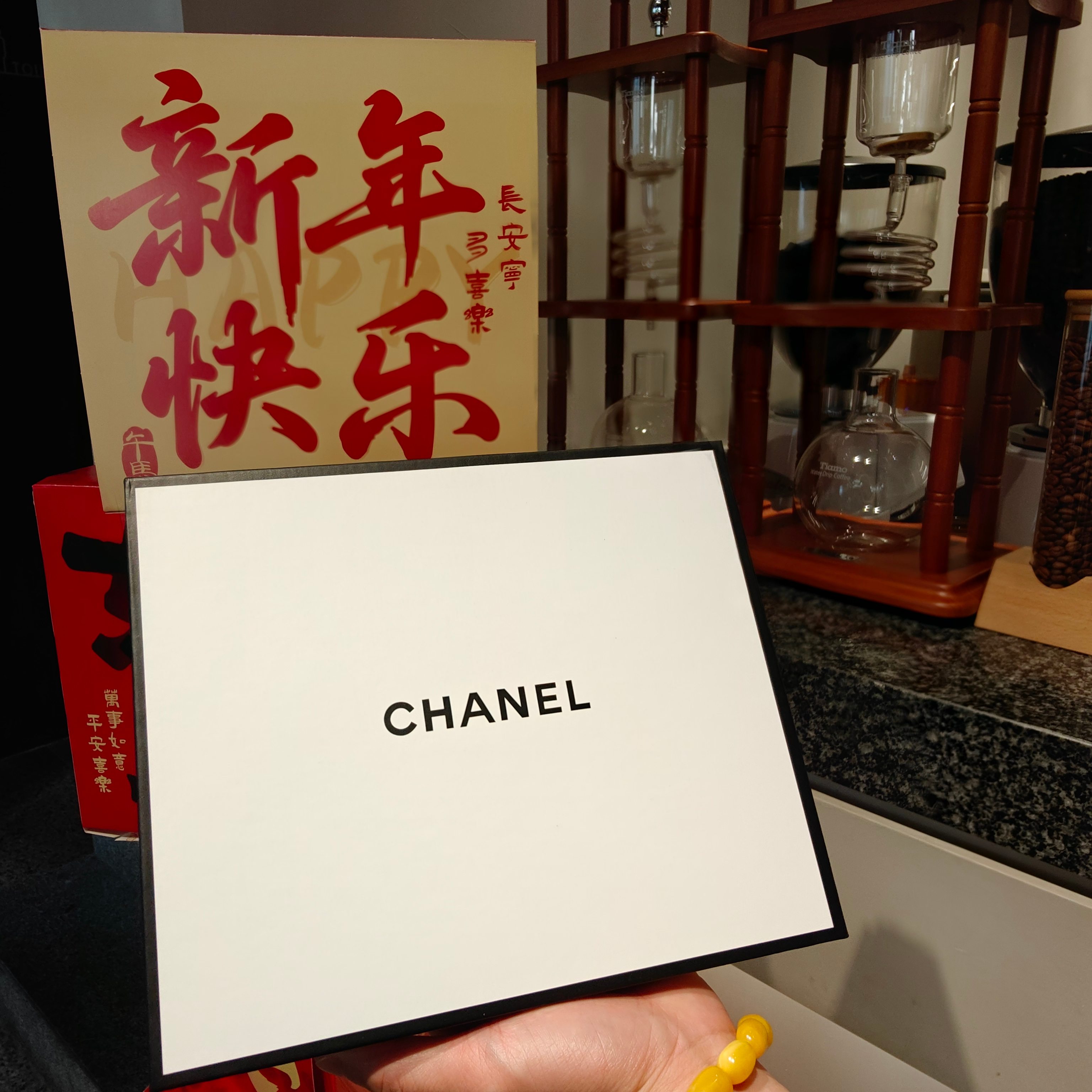Chanel Limited-Edition Four-Piece Gift Set, including a custom ballpoint - Comprehensive 3