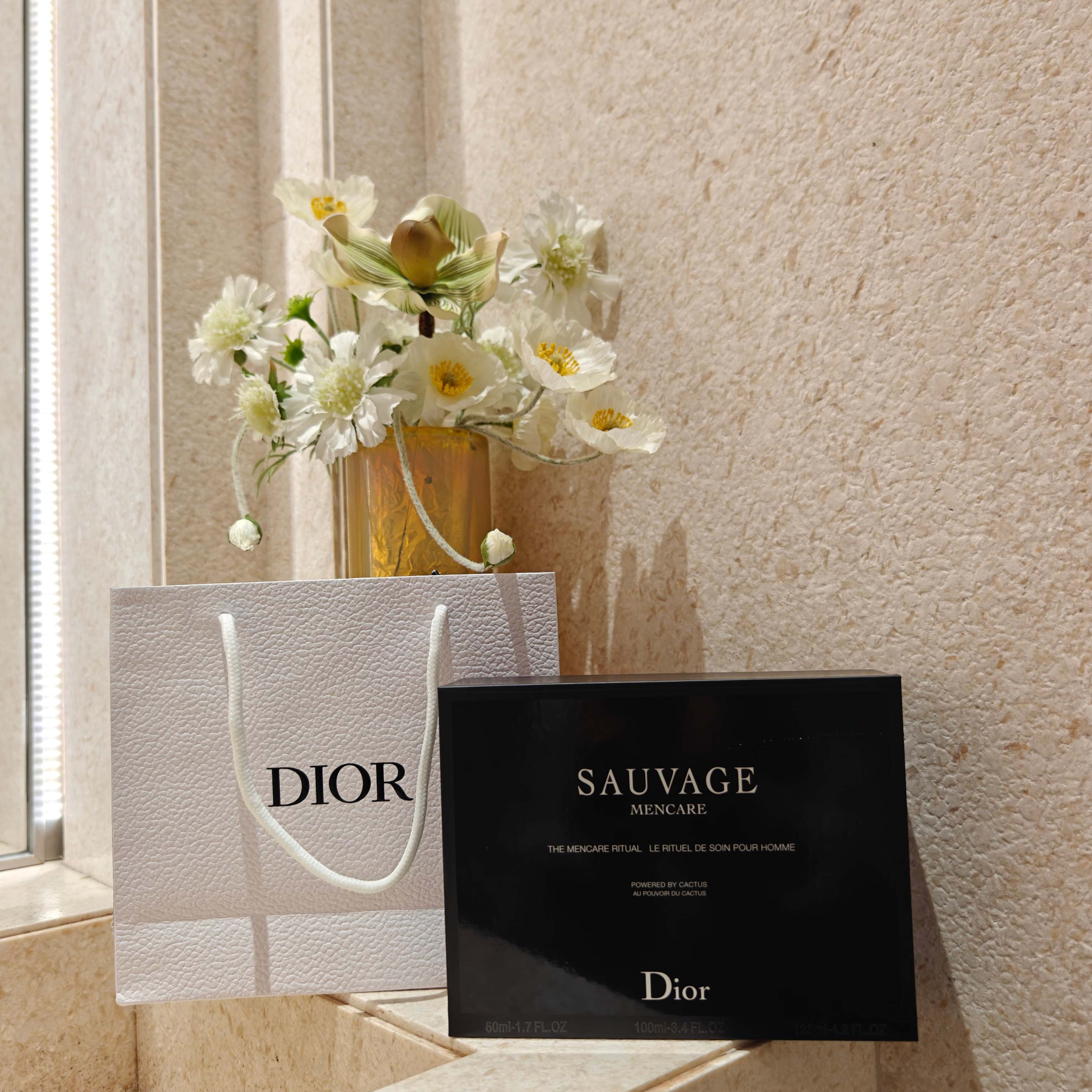 NO:811111,Dior Wilderness Men's Royal Three-piece Set 26 Edition with gift bag, facial cleanser press version 125ml, toner 100ml, essence 50ml, skin care products, dior19860909迪奥旷野男士御尊三件套26版 配礼袋 洗面奶按压版125ml 爽肤水100ml 精华50ml,护肤品,dior,accessory