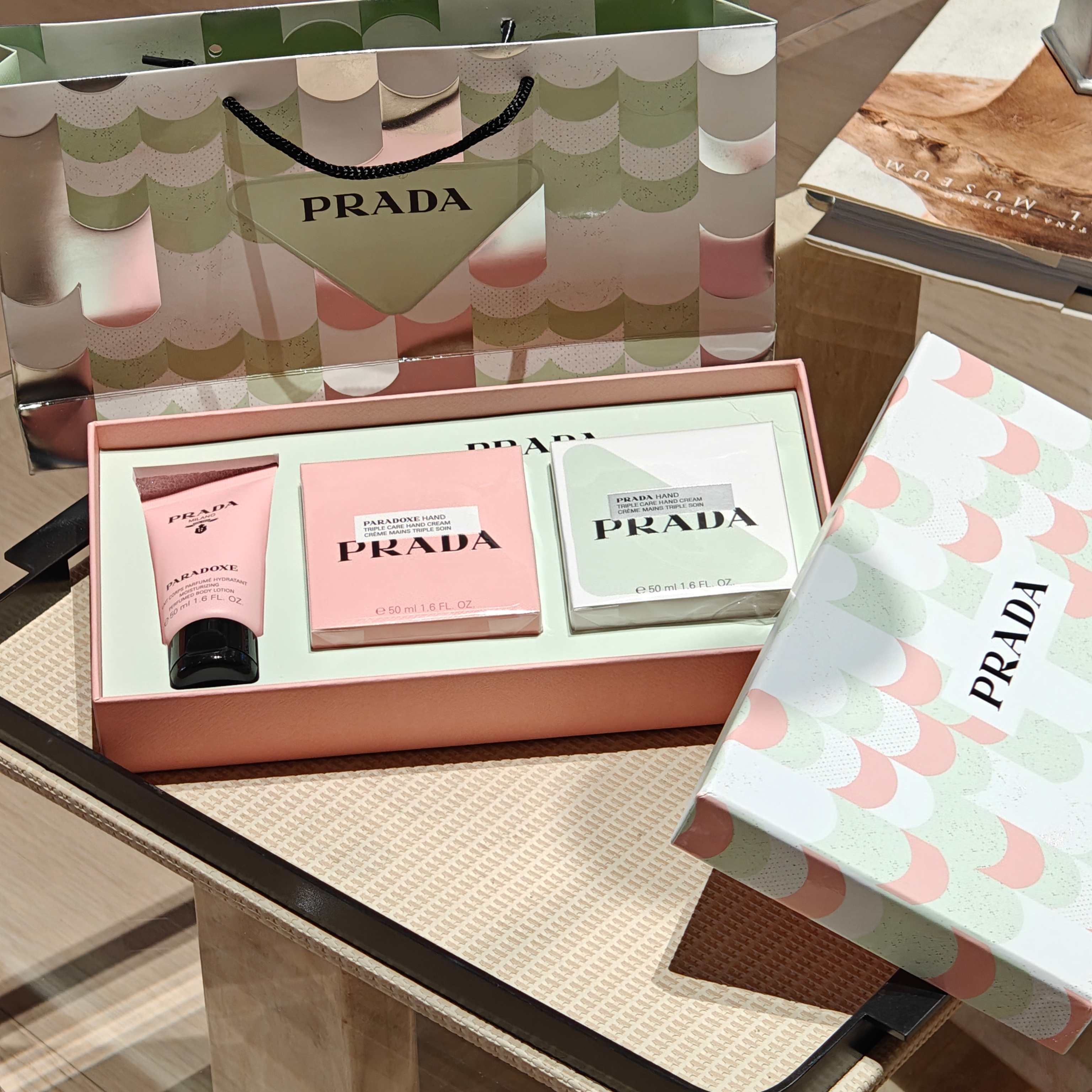 普拉达 Prada 经典高级手袋包包 #i2Dw 8