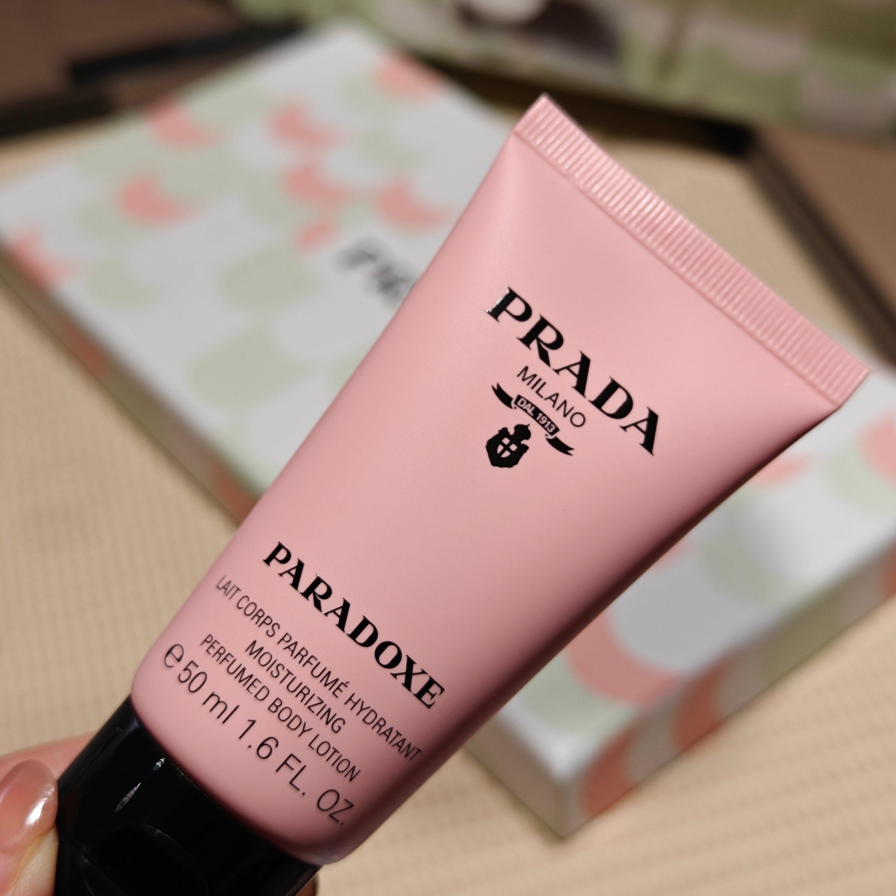PRADA我本莫测香氛身体乳迷你50ml,便携小支恰到好处,随身收纳、出行携带毫无负担 8