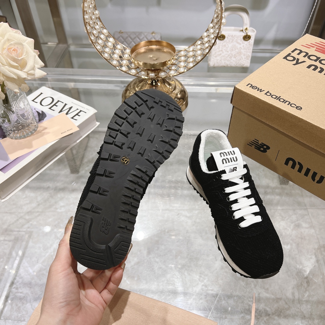 Factory 310Miumiu x New Balance 574 co-branded white shoes NB lace-up casual trainers running shoes 
