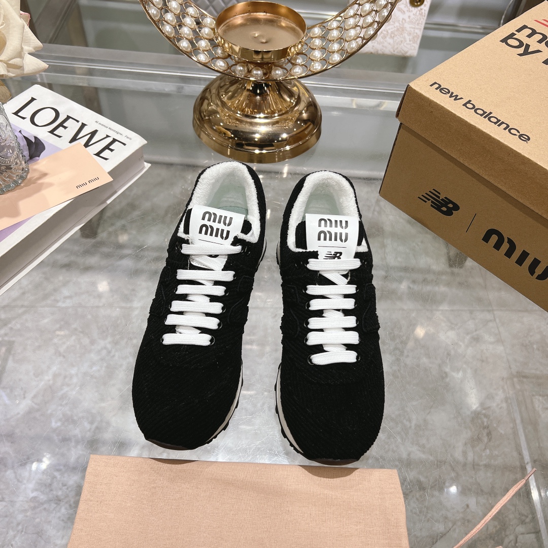 Factory 310Miumiu x New Balance 574 co-branded white shoes NB lace-up casual trainers running shoes 