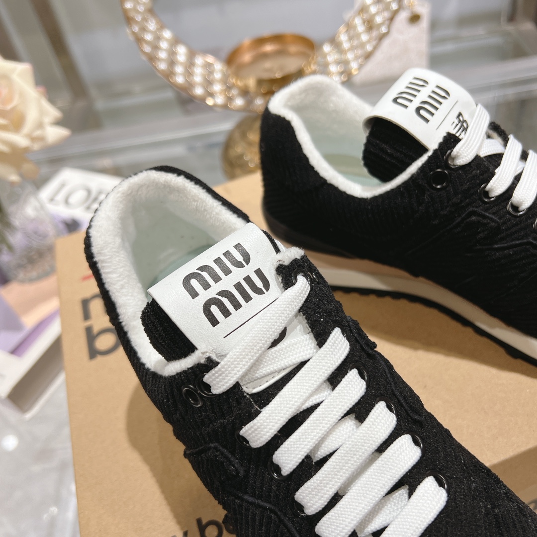 Factory 310Miumiu x New Balance 574 co-branded white shoes NB lace-up casual trainers running shoes 