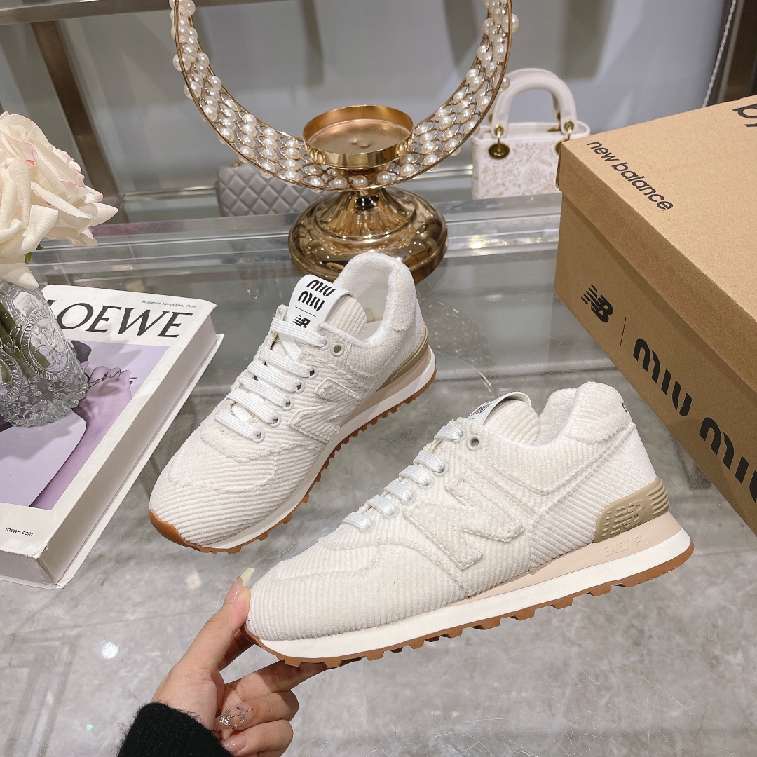Factory 310Miumiu x New Balance 574 co-branded white shoes NB lace-up casual trainers running shoes 