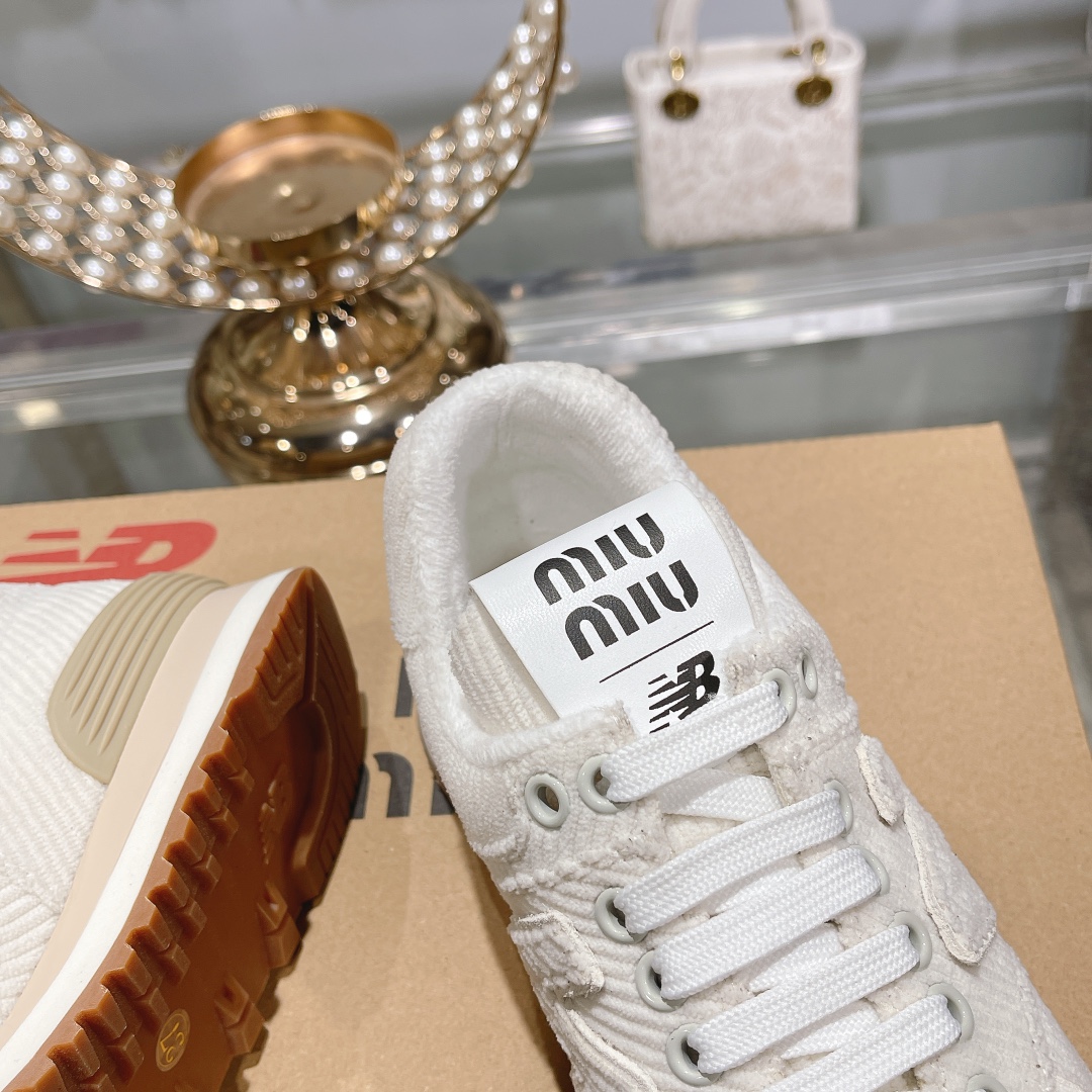 Factory 310Miumiu x New Balance 574 co-branded white shoes NB lace-up casual trainers running shoes 