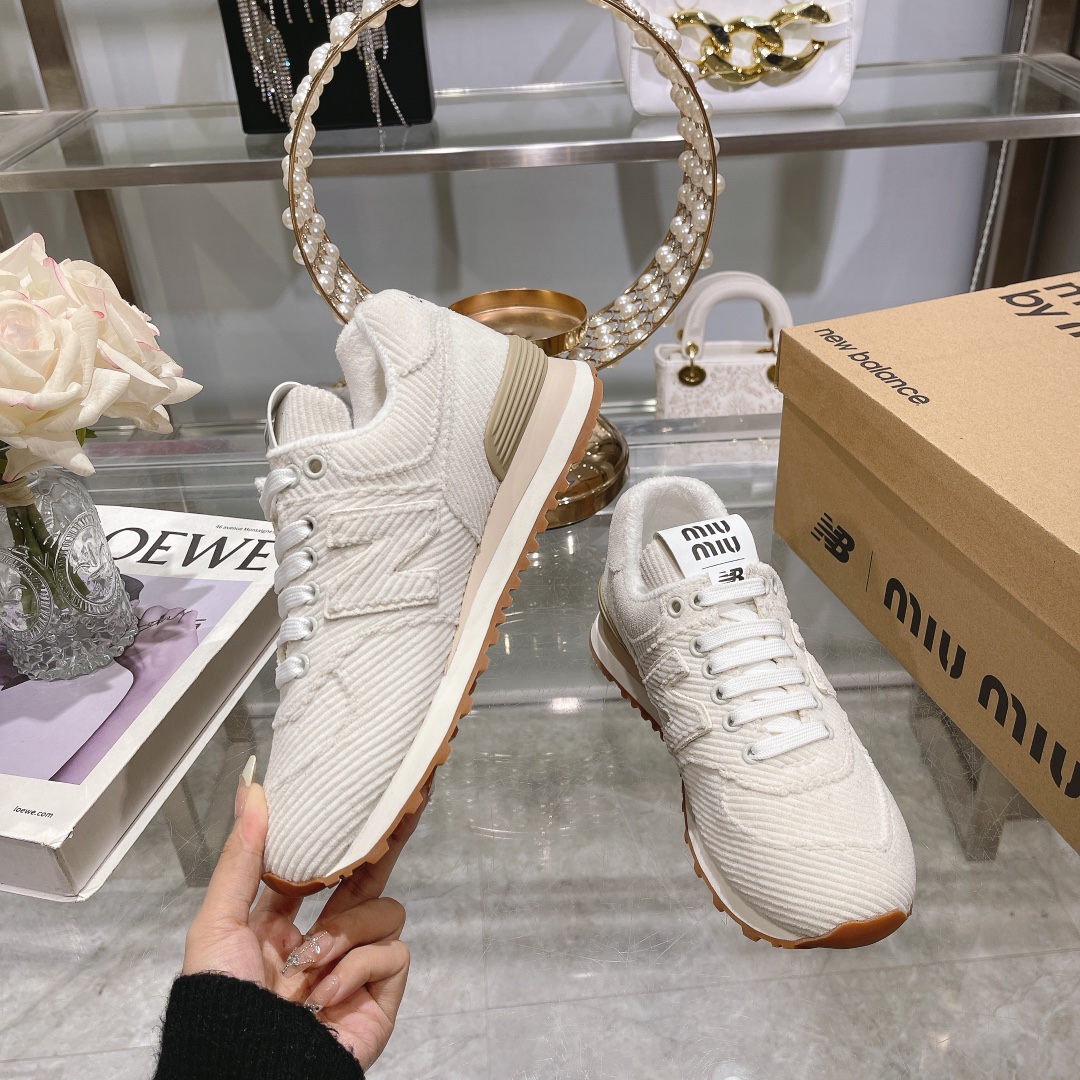 Factory 310Miumiu x New Balance 574 co-branded white shoes NB lace-up casual trainers running shoes 