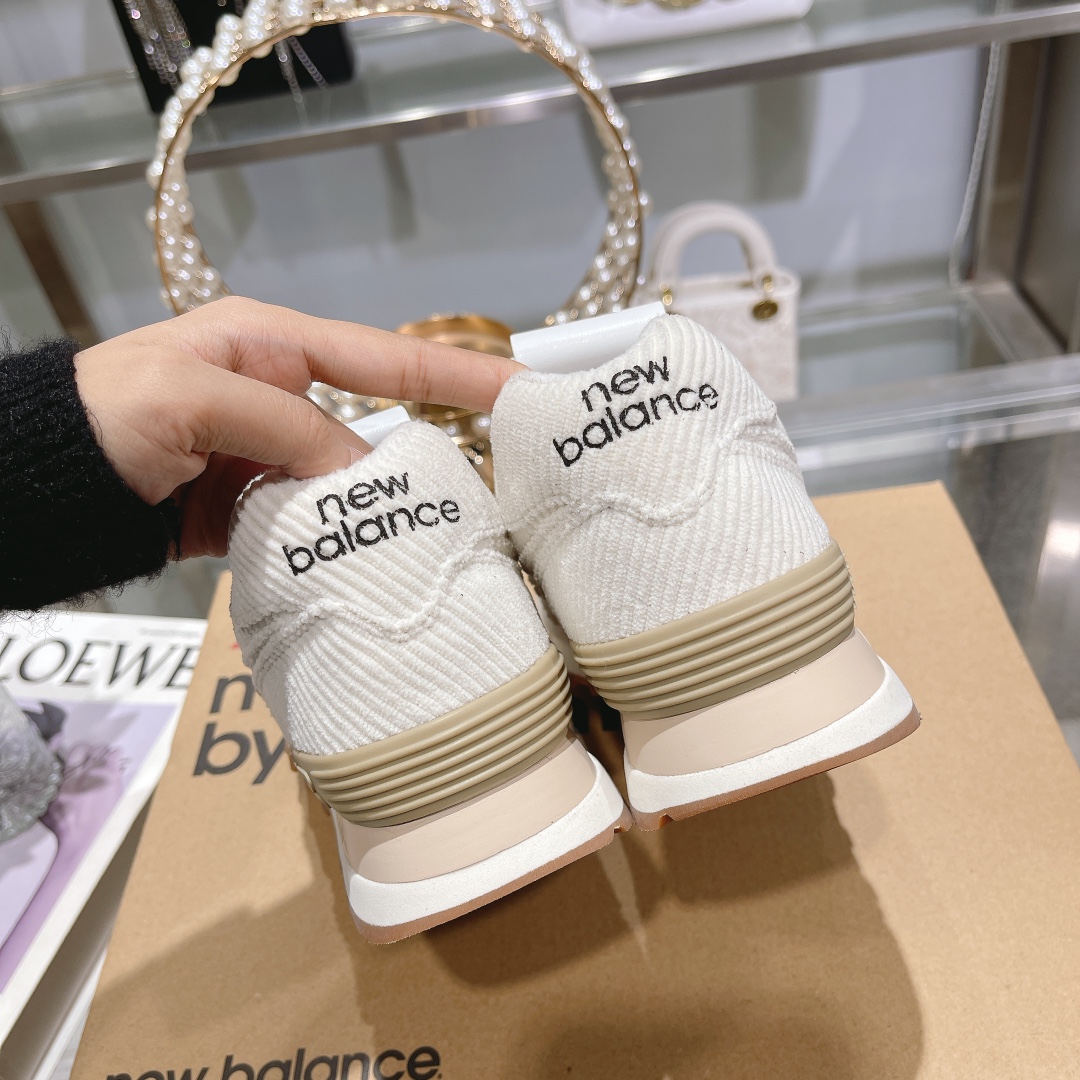 Factory 310Miumiu x New Balance 574 co-branded white shoes NB lace-up casual trainers running shoes 