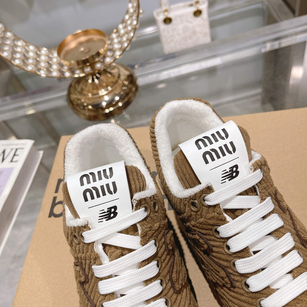 Factory 310Miumiu x New Balance 574 co-branded white shoes NB lace-up casual trainers running shoes 