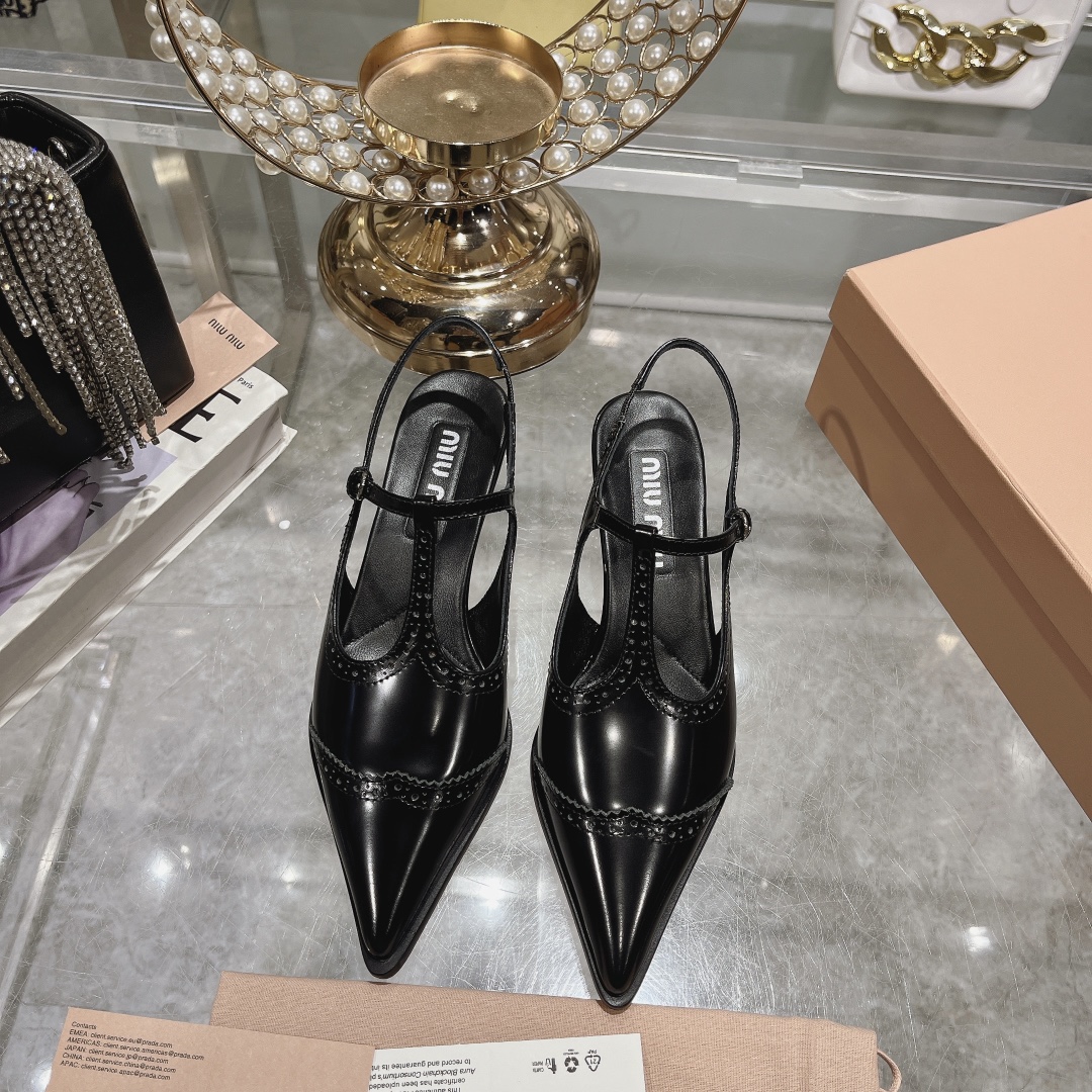 MiuMiu Zapatos Sandalias Trabajo abierto Colección primavera – verano Fashion