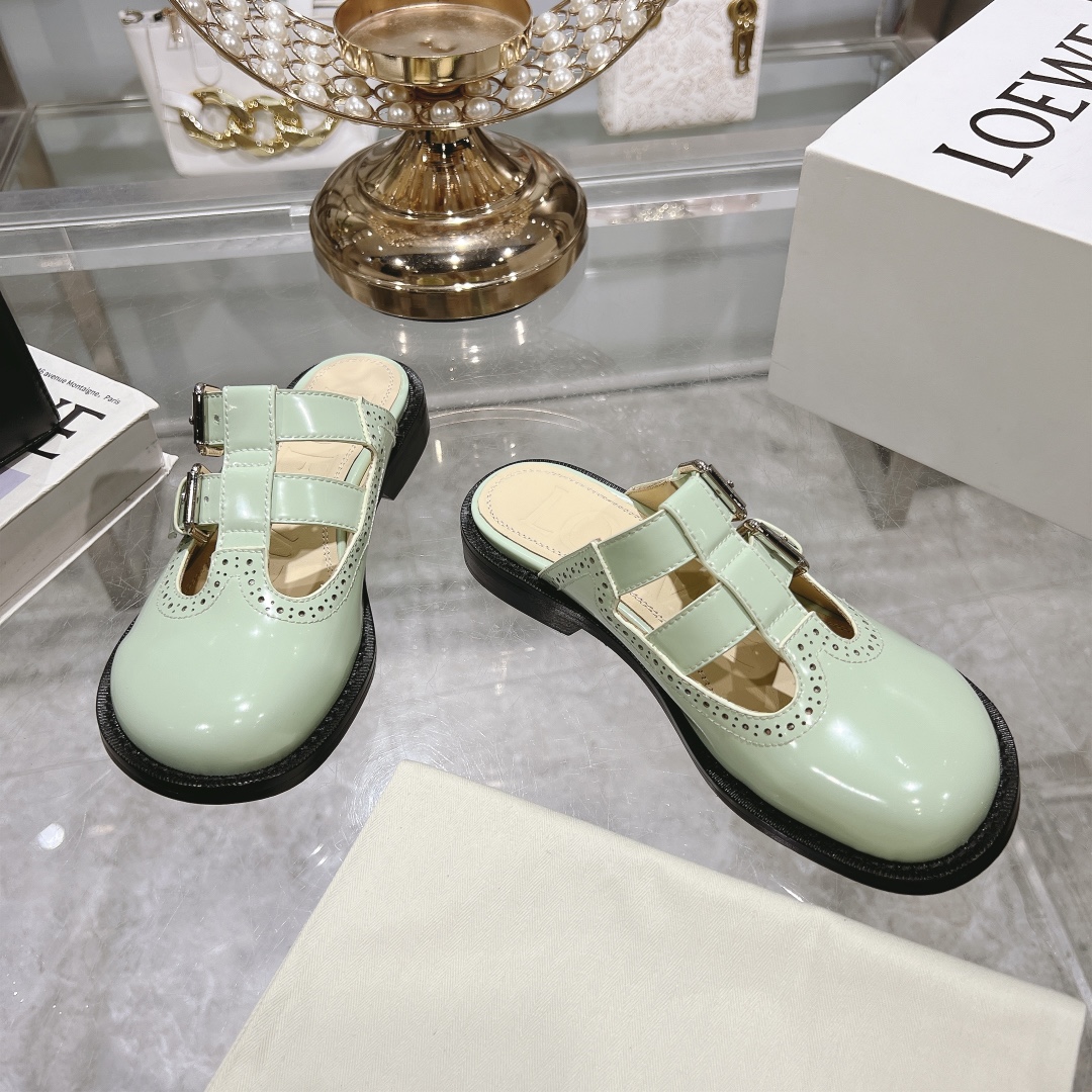 Sellers Online
 Loewe Shoes Mules Slippers Cowhide Spring Collection Vintage
