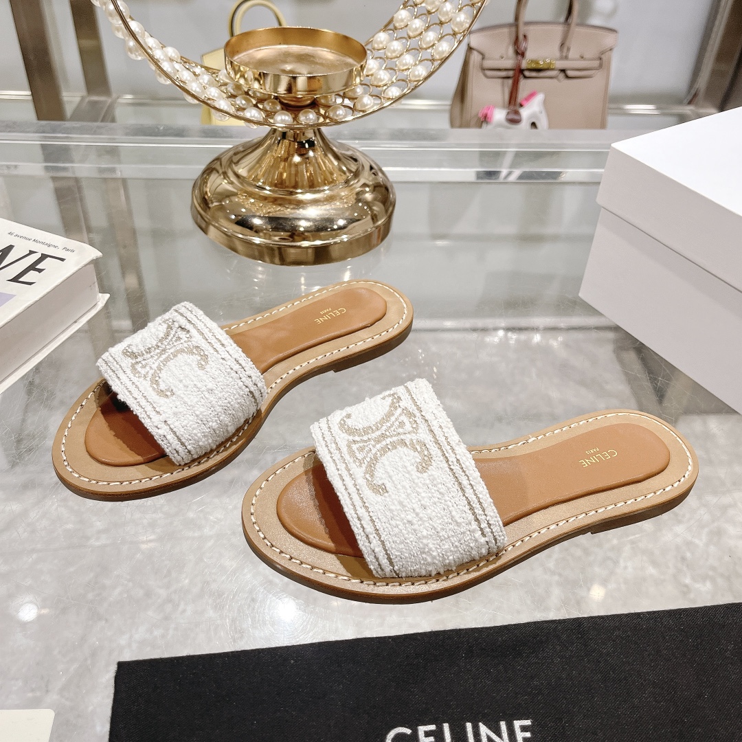 Celine 2025 Spring/Summer Women's Embroidered Logo Beach Slides 4 i1717261872 2703 5