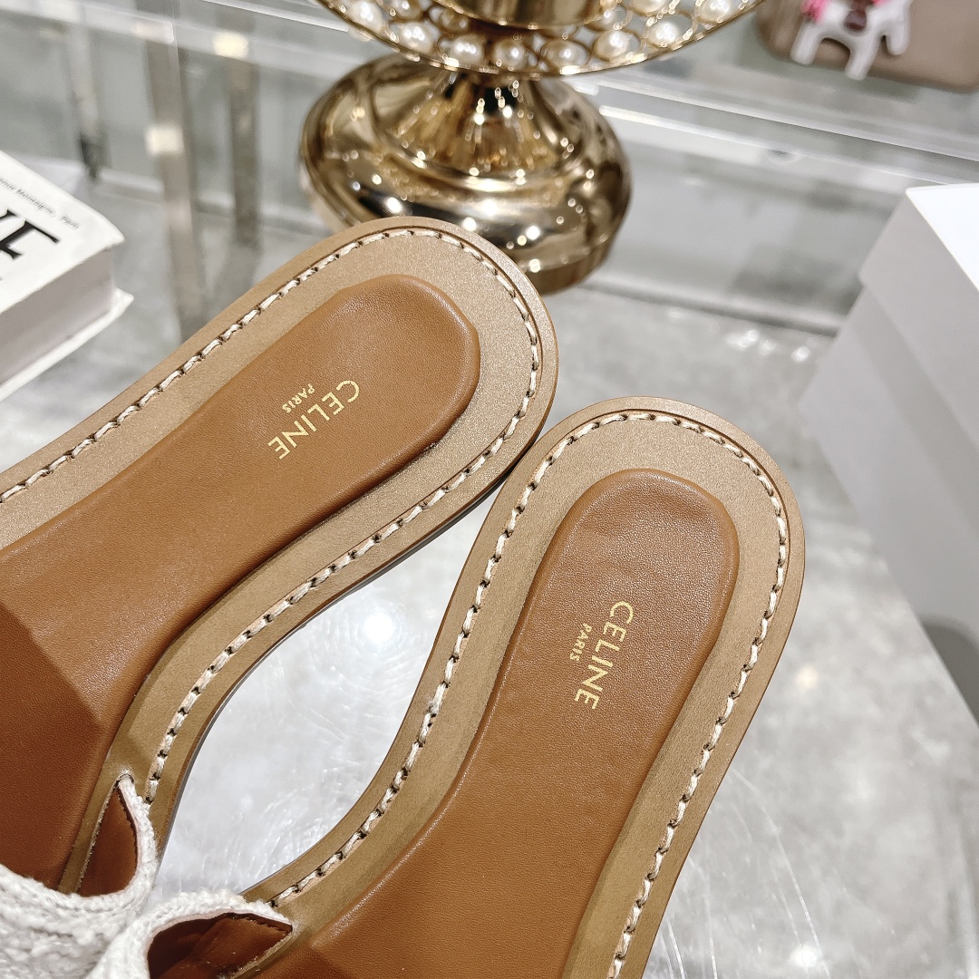 Celine 2025 Spring/Summer Women's Embroidered Logo Beach Slides 10 i1717261872 2714 2