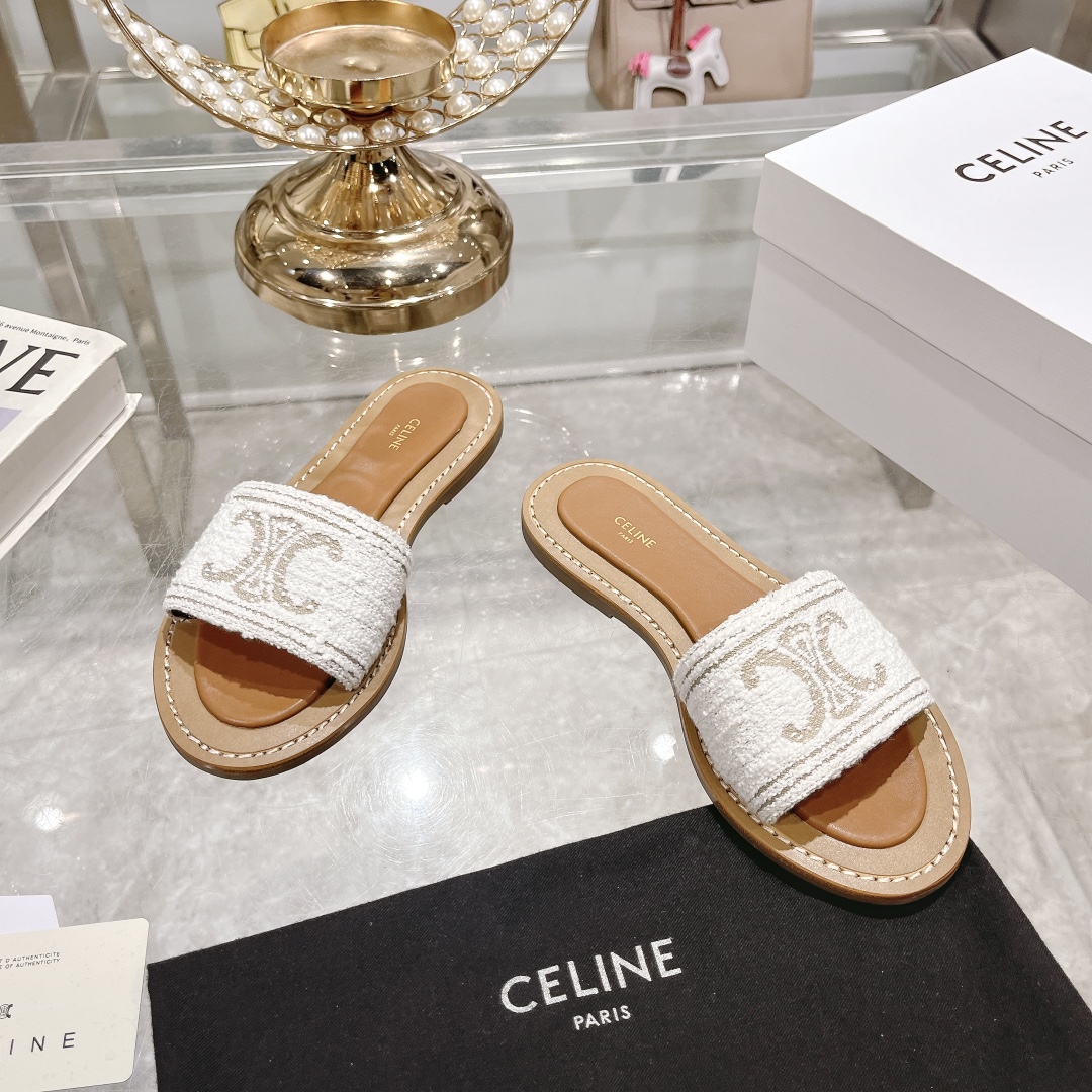 Celine 2025 Spring/Summer Women's Embroidered Logo Beach Slides 3 i1717261872 7987 4