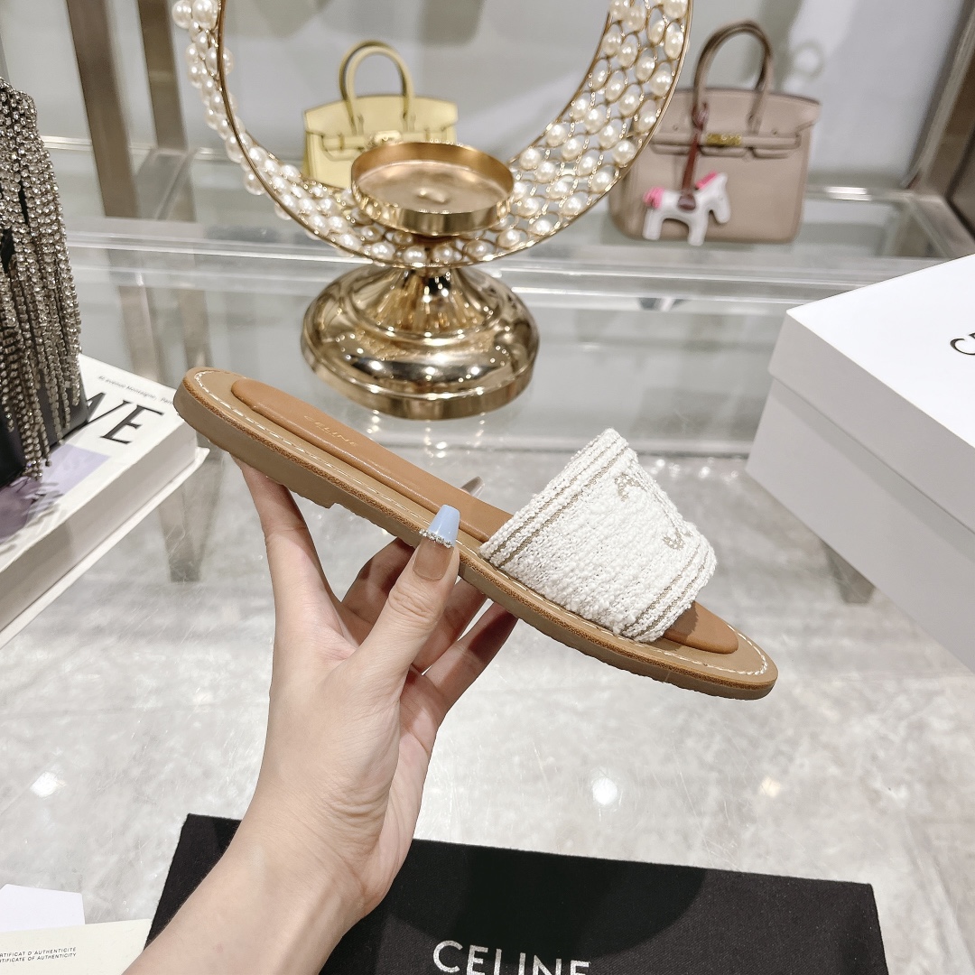 Celine 2025 Spring/Summer Women's Embroidered Logo Beach Slides 6 i1717261872 9658 0