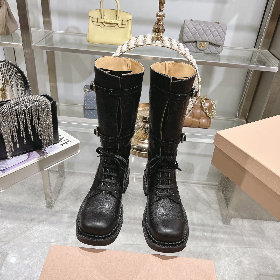 MiuMiu Bottes Martin Caoutchouc Collection automne – hiver Fashion