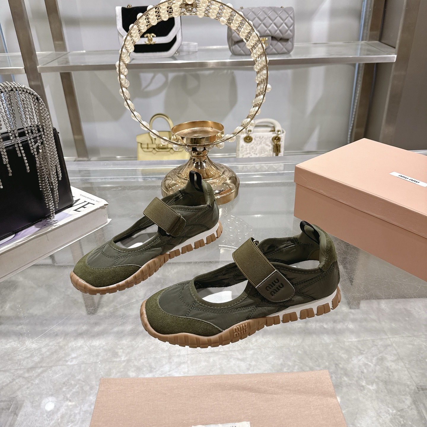 Miu Miu Women's Canvas Platform Sneakers Retro Thick-Soled Shoe 5 i1743337001485 2190 0 2