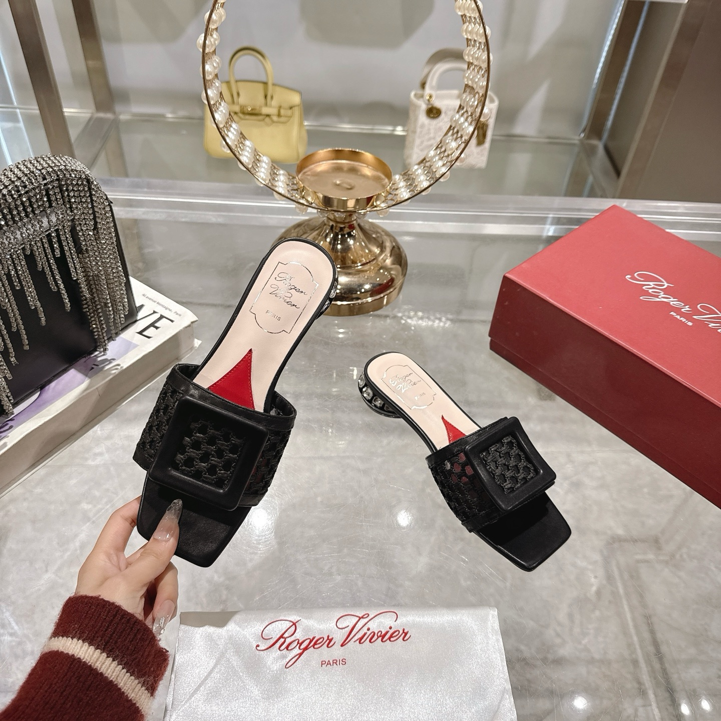 Roger Vivier Women's Black Woven Mules Sandals With Iconic Square Buckle 7 i1743408126404 5791 0 4