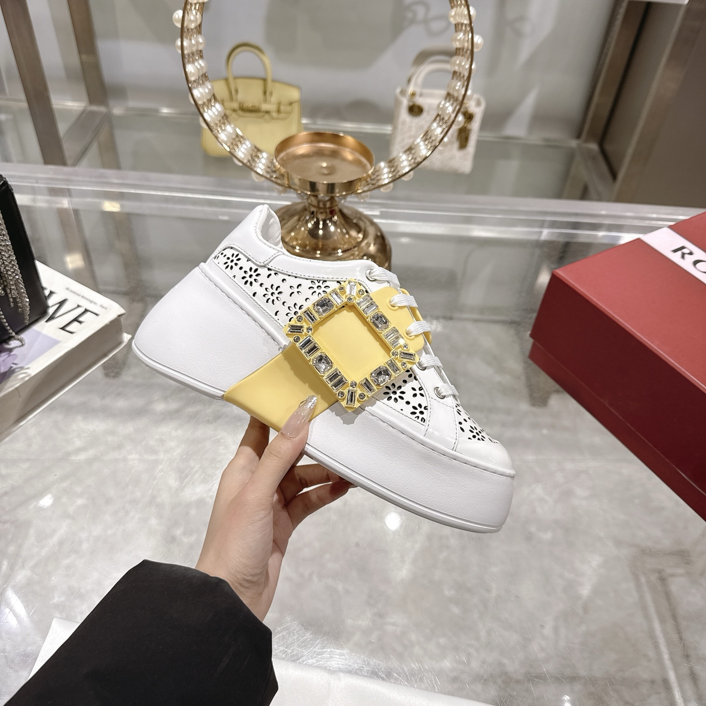 RV Square Buckle White Sneakers:Elevate Your Style with Comfort and Elegance 2 i1743833922749 633 0 3
