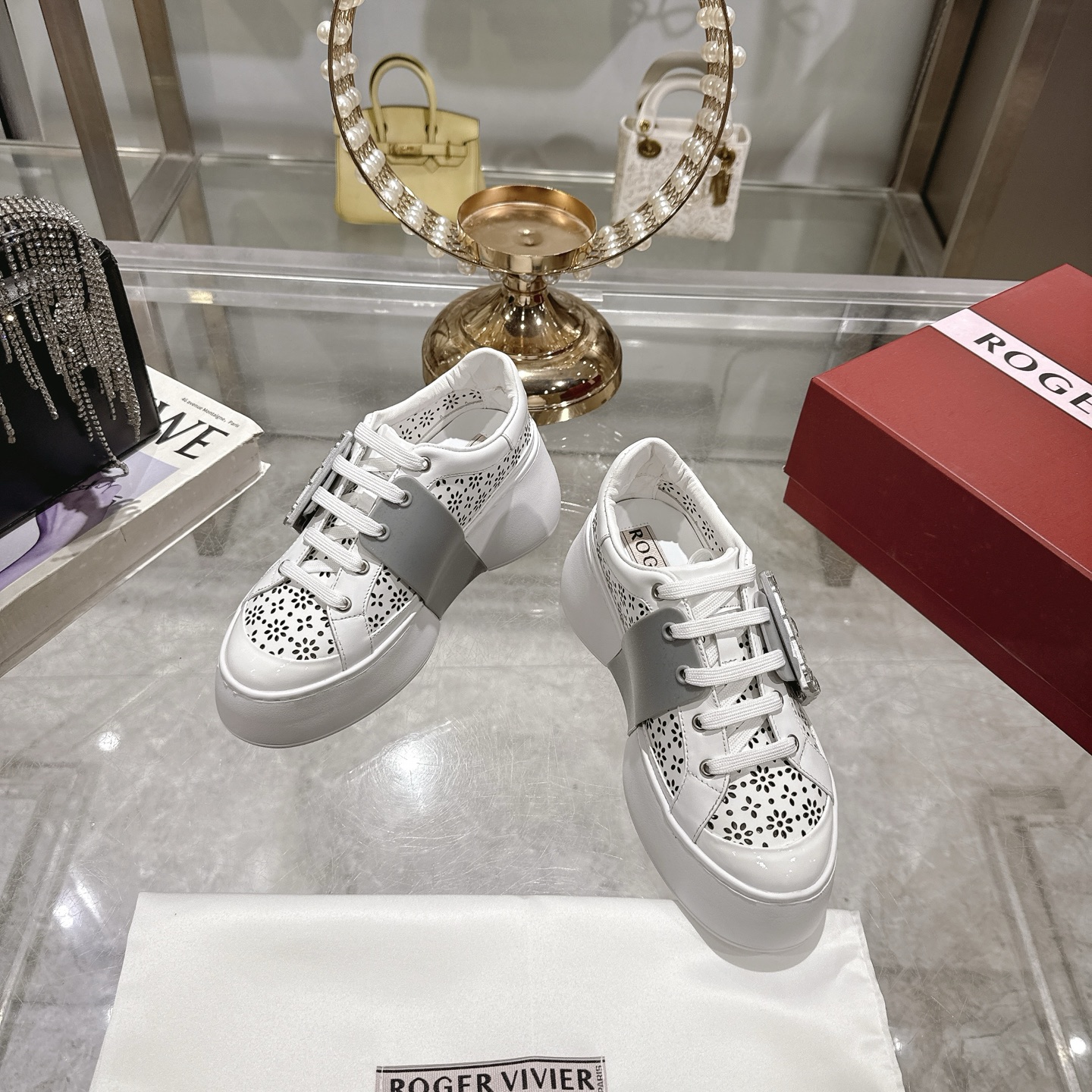 RV Square Buckle White Sneakers - Elevate Your Style with Comfort 4 i1743833989899 9040 0 1
