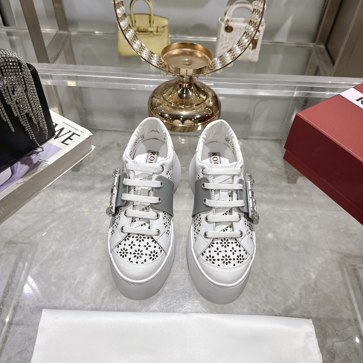 RV Square Buckle White Sneakers - Elevate Your Style with Comfort 3 i1743833990341 8413 0 0
