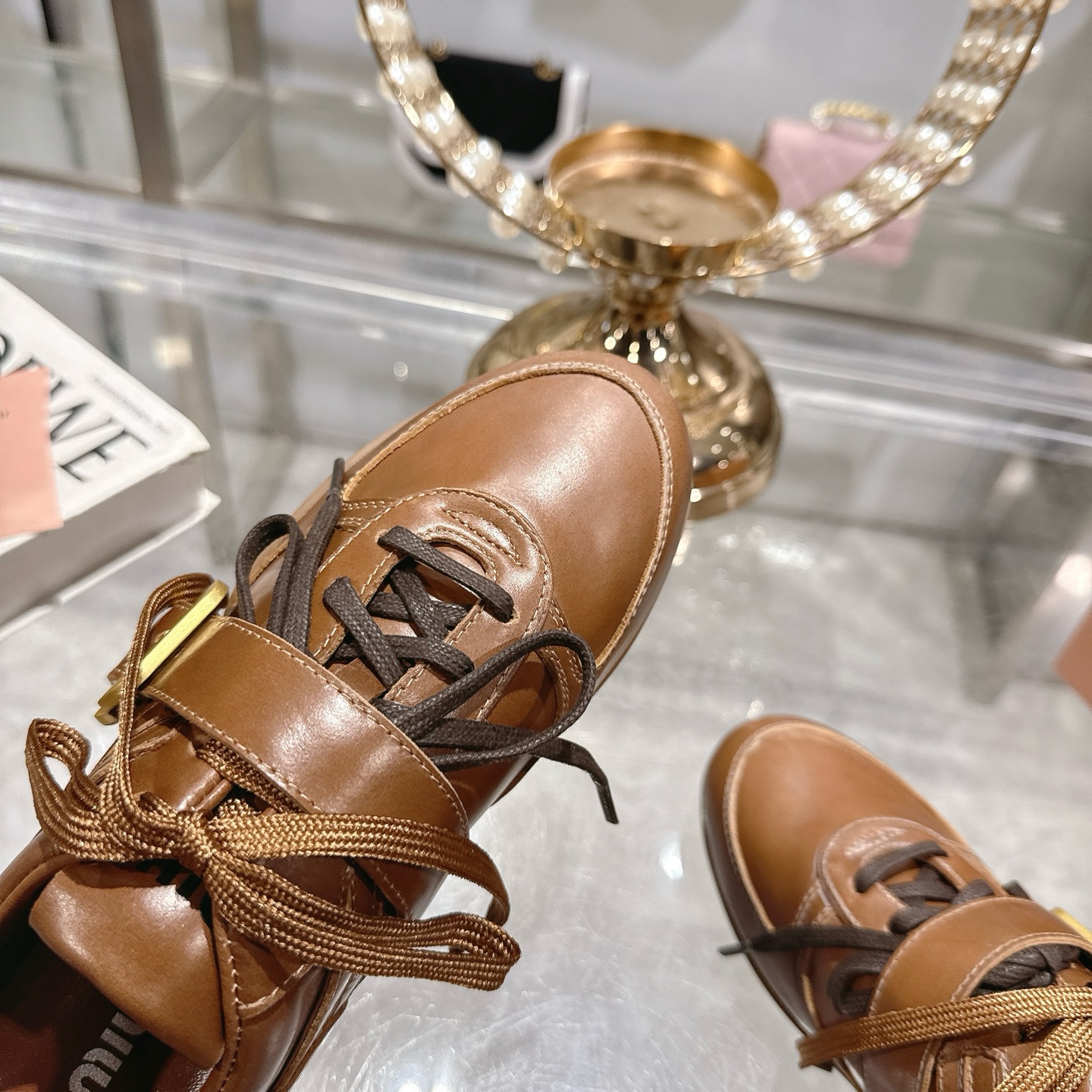 Miu Miu 25SS Leather Sneakers with Distressed Finish and Buckle Detail 9 i1744870074882 2972 0 7