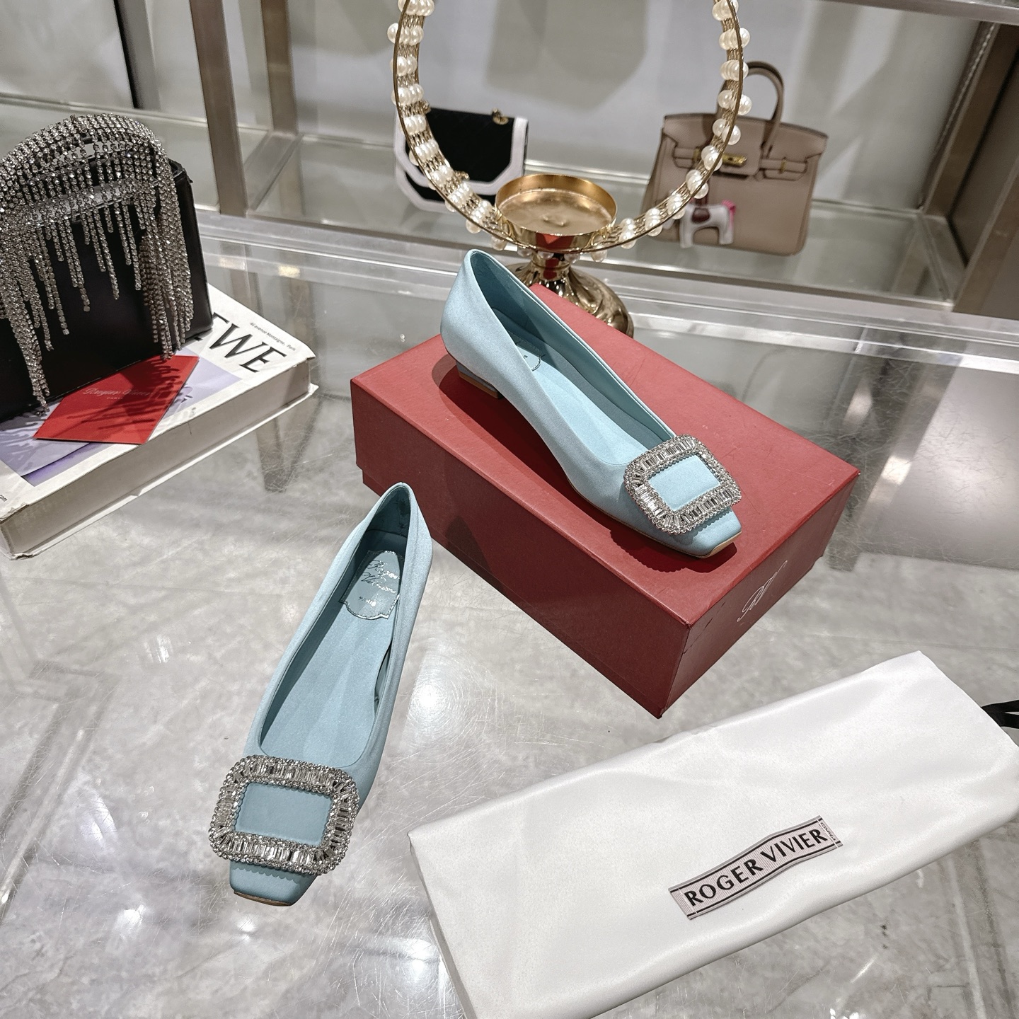 Roger Vivier Bell Vivier Silk Satin Pumps with Crystal Buckle 7 i1744872162943 1404 0 5