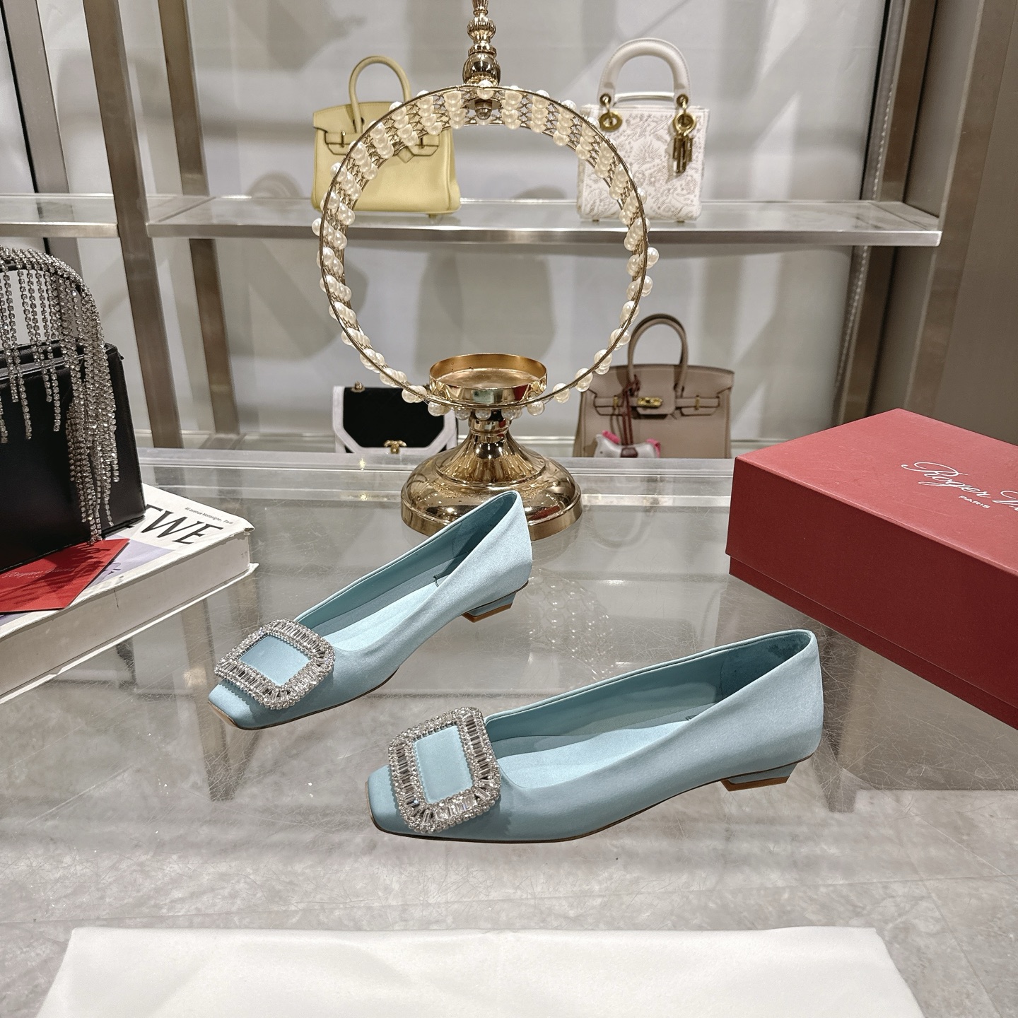 Roger Vivier Bell Vivier Silk Satin Pumps with Crystal Buckle 4 i1744872164455 4298 0 2