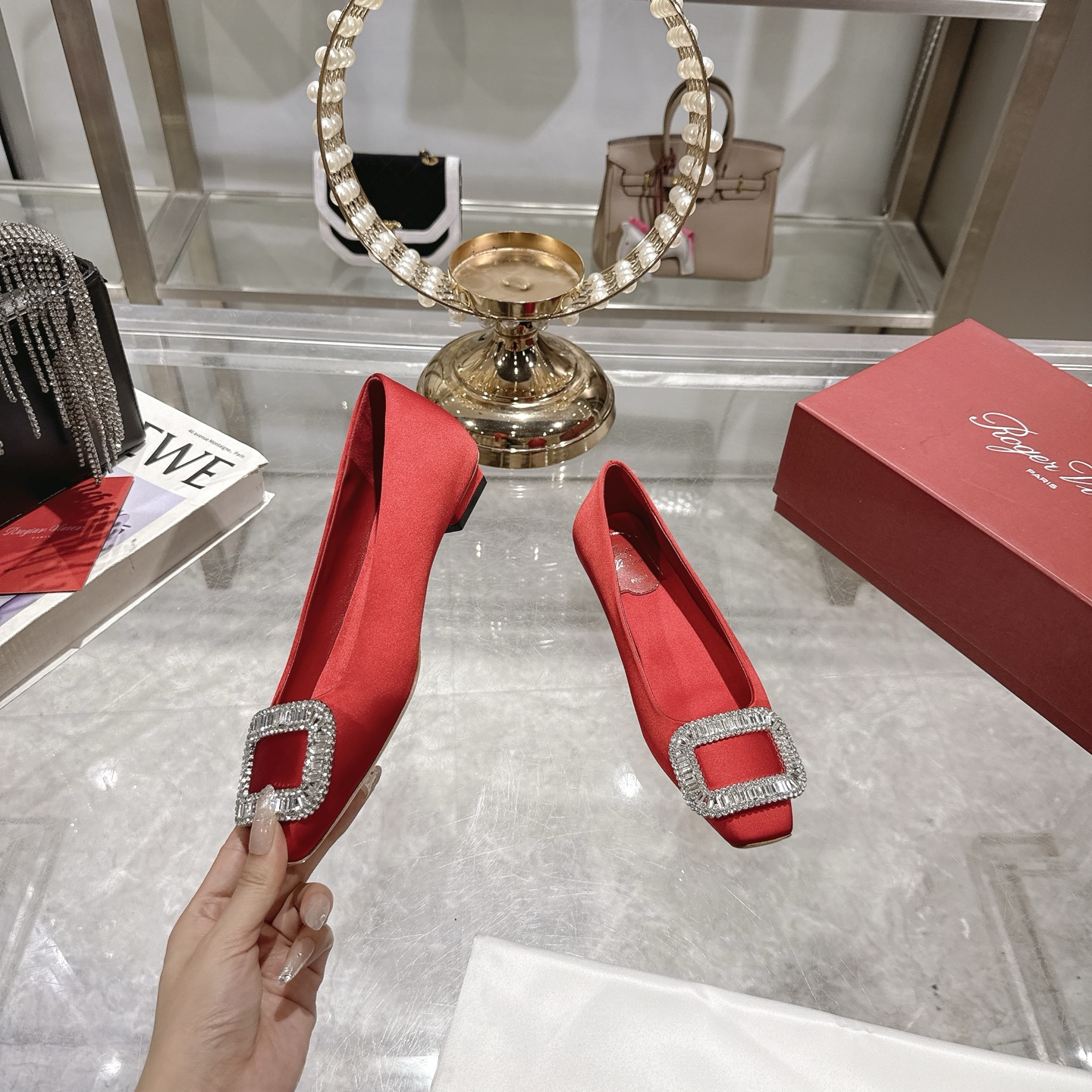 Roger Vivier Bell Vivier Silk Satin Pumps with Crystal Buckle 5 i1744872414849 6465 0 3