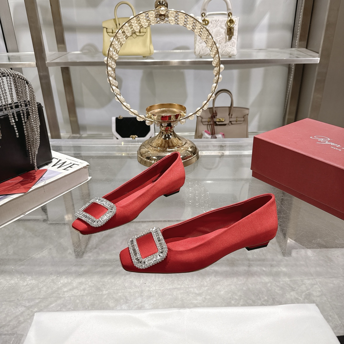 Roger Vivier Bell Vivier Silk Satin Pumps with Crystal Buckle 4 i1744872416126 3447 0 2