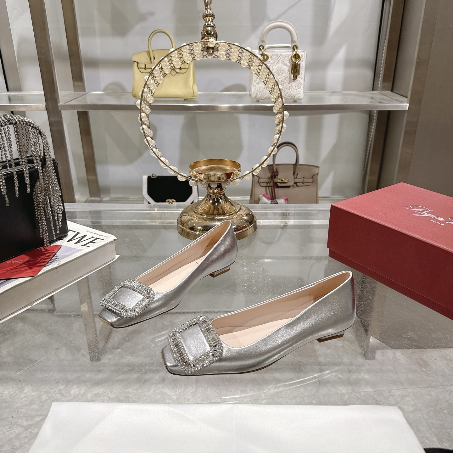 Roger Vivier Bell Vivier Crystal-Embellished Satin Ballet Flats 4 i1744872442329 8807 0 2